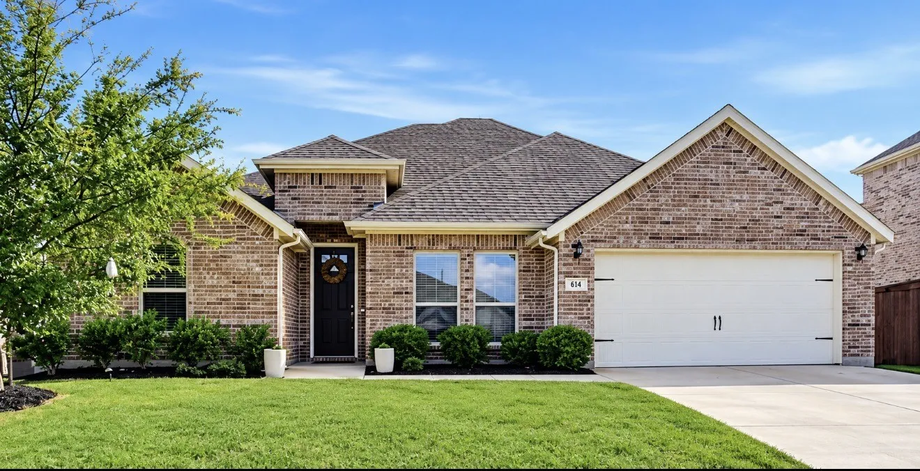 Single Family Residence For Sale