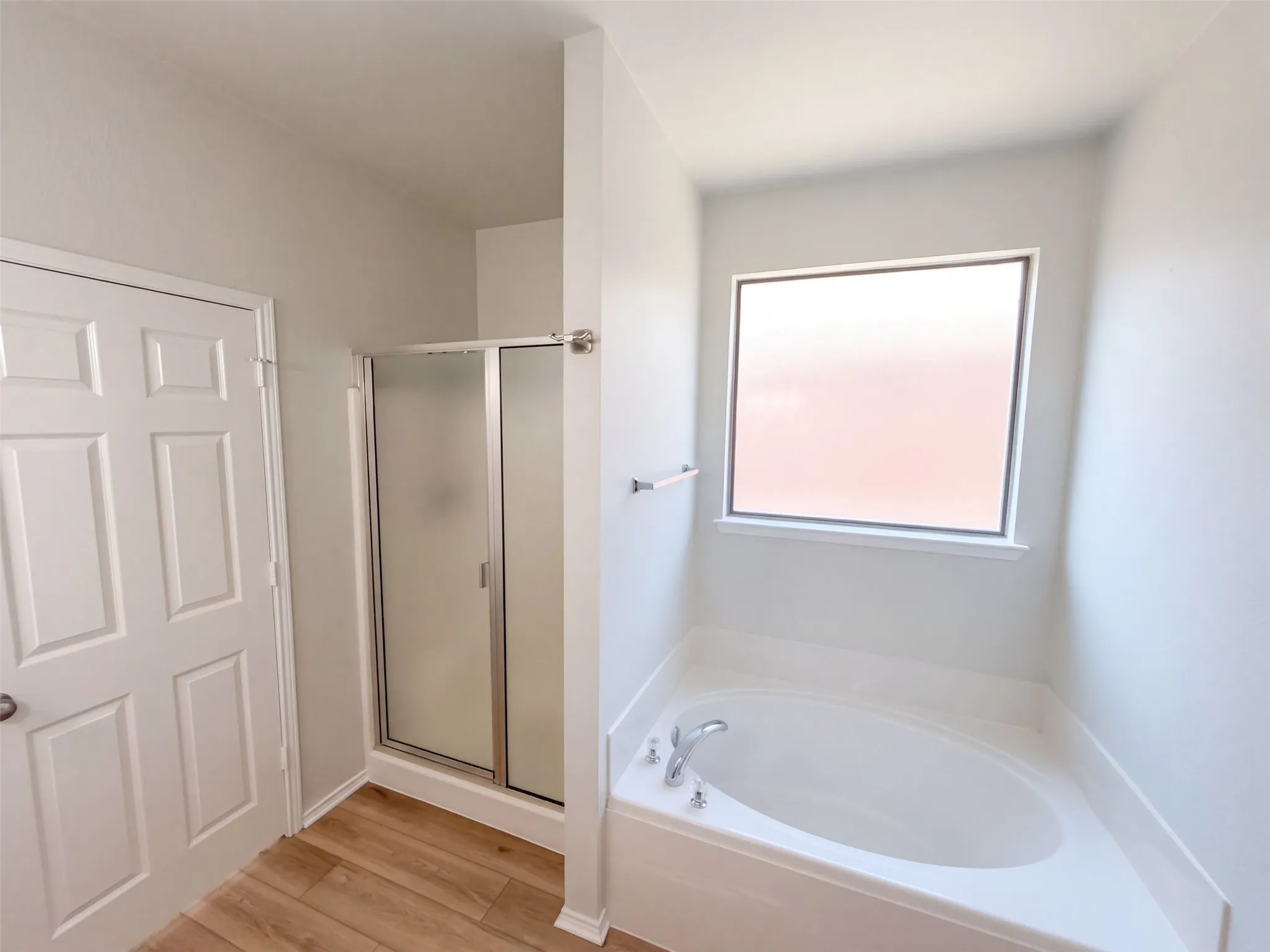Single Family Residence For Sale in Tarrant County , 10713 Vista Heights Boulevard, Fort Worth, Texas 76108, 5 Bedroom, 3 Bathroom, 2 Garage spaces, 3,112 Sqft, built in 2005, mls#21407722, Real Estate Agent in Fort Worth, Homes For Sale in Tarrant county, Homes For Sale in Fort Worth, Realtor in Fort Worth Texas, Real Estate Brokerage Independent Realty Texas, Luminita Cordes Realtor