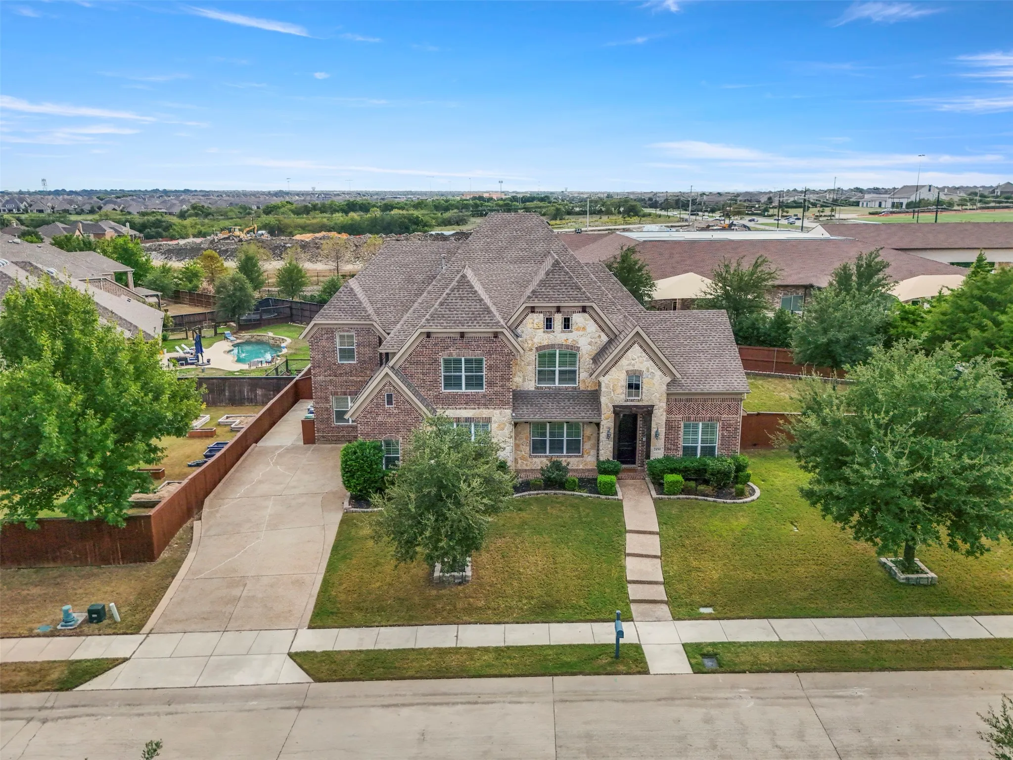 Single Family Residence For Sale in Collin County , 2490 Stonybrook Drive, Prosper, Texas 75078, 5 Bedroom, 4 Bathroom, 2 Garage spaces, 4,766 Sqft, built in 2015, mls#21412922, Real Estate Agent in Prosper, Homes For Sale in Collin county, Homes For Sale in Prosper, Realtor in Prosper Texas, Real Estate Brokerage Independent Realty Texas, Luminita Cordes Realtor