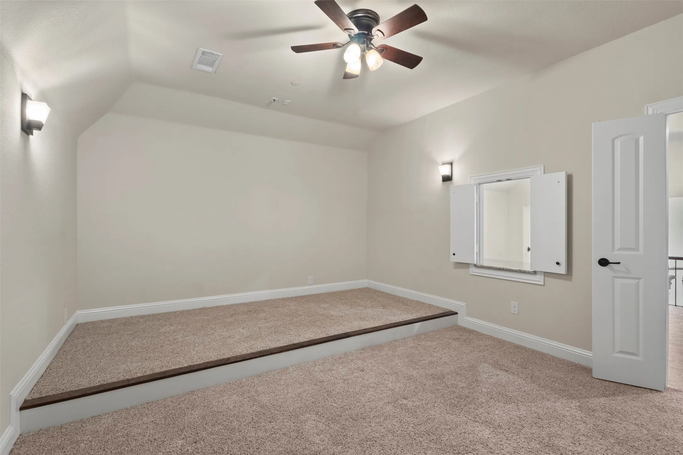 Single Family Residence For Sale in Collin County , 2490 Stonybrook Drive, Prosper, Texas 75078, 5 Bedroom, 4 Bathroom, 2 Garage spaces, 4,766 Sqft, built in 2015, mls#21412922, Real Estate Agent in Prosper, Homes For Sale in Collin county, Homes For Sale in Prosper, Realtor in Prosper Texas, Real Estate Brokerage Independent Realty Texas, Luminita Cordes Realtor