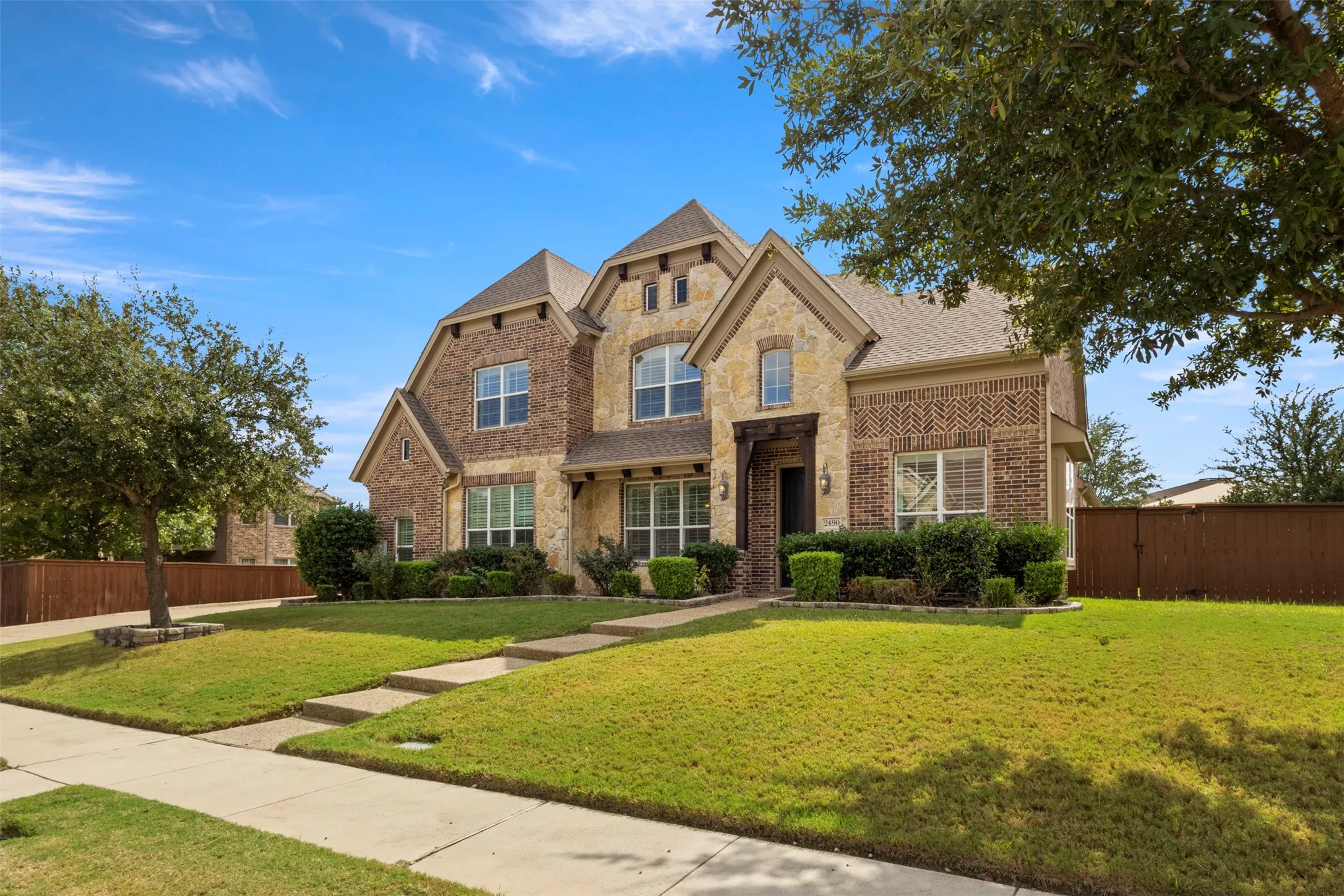 Single Family Residence For Sale in Collin County , 2490 Stonybrook Drive, Prosper, Texas 75078, 5 Bedroom, 4 Bathroom, 2 Garage spaces, 4,766 Sqft, built in 2015, mls#21412922, Real Estate Agent in Prosper, Homes For Sale in Collin county, Homes For Sale in Prosper, Realtor in Prosper Texas, Real Estate Brokerage Independent Realty Texas, Luminita Cordes Realtor