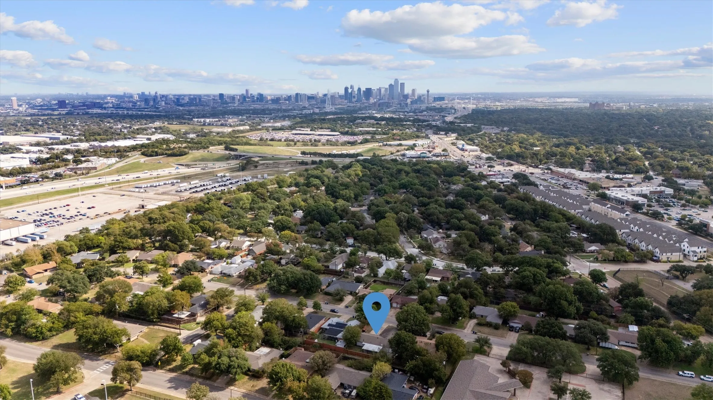 Single Family Residence For Sale in Dallas County , 1241 Stevens Ridge Drive, Dallas, Texas 75211, 3 Bedroom, 2 Bathroom, 2 Garage spaces, 1,550 Sqft, built in 1961, mls#21410820, Real Estate Agent in Dallas, Homes For Sale in Dallas county, Homes For Sale in Dallas, Realtor in Dallas Texas, Real Estate Brokerage Independent Realty Texas, Luminita Cordes Realtor