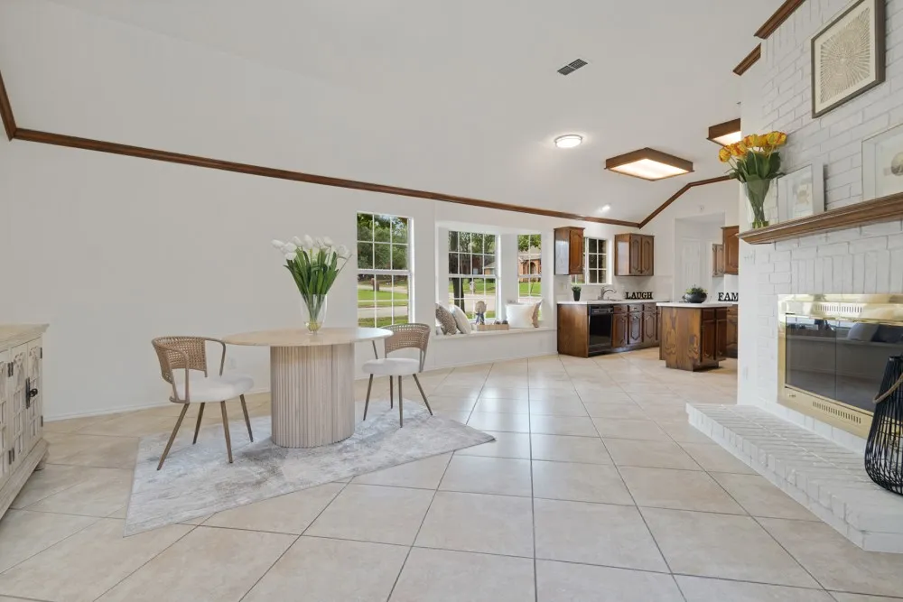 Single Family Residence For Sale in Tarrant County , 8000 Arlie Lane, North Richland Hills, Texas 76182, 3 Bedroom, 2 Bathroom, 3 Garage spaces, 1,847 Sqft, built in 1990, mls#21412158, Real Estate Agent in North Richland Hills, Homes For Sale in Tarrant county, Homes For Sale in North Richland Hills, Realtor in North Richland Hills Texas, Real Estate Brokerage Independent Realty Texas, Luminita Cordes Realtor
