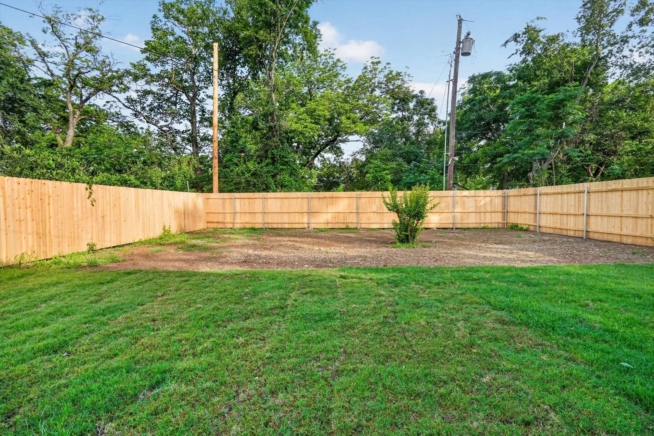 Single Family Residence For Rent in Dallas County , 1621 Bannock Avenue, Dallas, Texas 75215, 4 Bedroom, 5 Bathroom, 2 Garage spaces, 2,100 Sqft, built in 2026, mls#21412936, Real Estate Agent in Dallas, Homes For Rent in Dallas county, Homes For Rent in Dallas, Realtor in Dallas Texas, Real Estate Brokerage Independent Realty Texas, Luminita Cordes Realtor