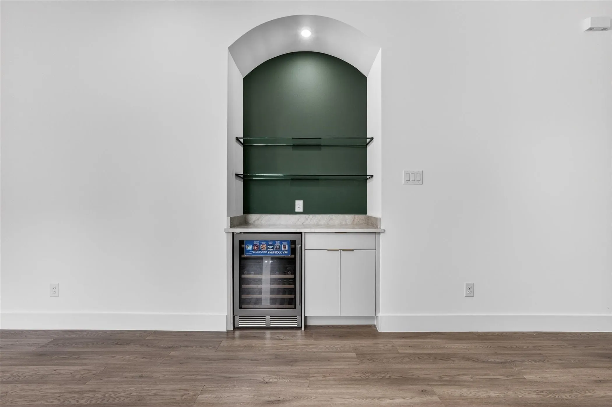 Single Family Residence For Rent in Dallas County , 1621 Bannock Avenue, Dallas, Texas 75215, 4 Bedroom, 5 Bathroom, 2 Garage spaces, 2,100 Sqft, built in 2026, mls#21412936, Real Estate Agent in Dallas, Homes For Rent in Dallas county, Homes For Rent in Dallas, Realtor in Dallas Texas, Real Estate Brokerage Independent Realty Texas, Luminita Cordes Realtor