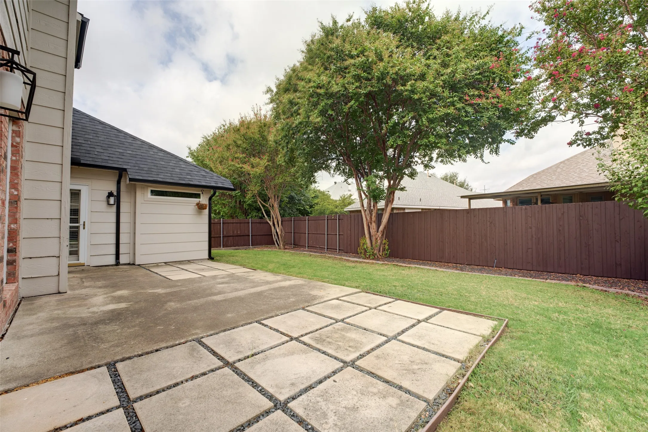 Single Family Residence For Sale in Collin County , 4101 Christopher Way, Plano, Texas 75024, 4 Bedroom, 3 Bathroom, 2 Garage spaces, 2,296 Sqft, built in 1995, mls#21402167, Real Estate Agent in Plano, Homes For Sale in Collin county, Homes For Sale in Plano, Realtor in Plano Texas, Real Estate Brokerage Independent Realty Texas, Luminita Cordes Realtor