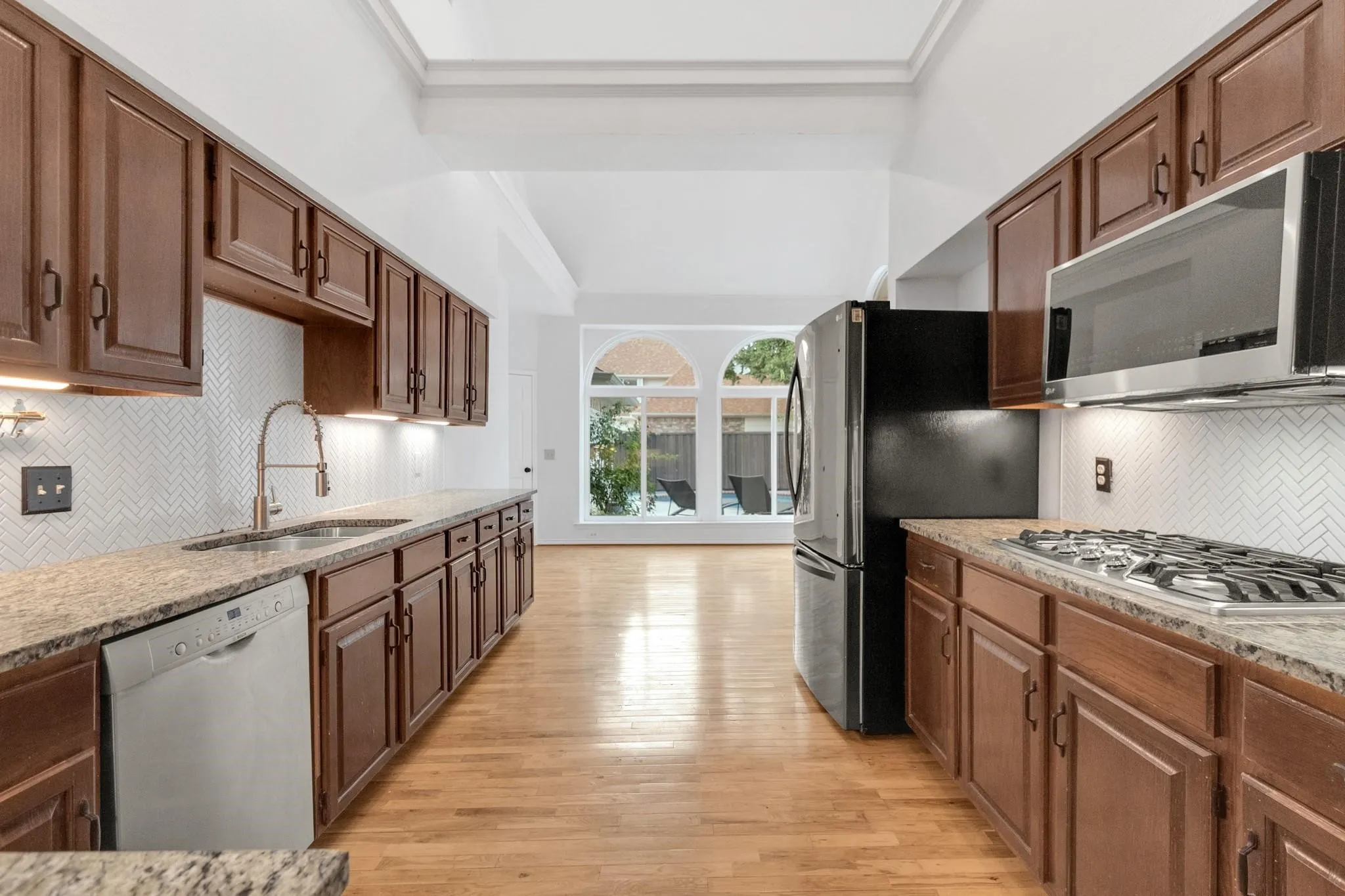 Single Family Residence For Rent in Collin County , 4637 Portrait Lane, Plano, Texas 75024, 3 Bedroom, 2 Bathroom, 2 Garage spaces, 1,778 Sqft, built in 1987, mls#21412941, Real Estate Agent in Plano, Homes For Rent in Collin county, Homes For Rent in Plano, Realtor in Plano Texas, Real Estate Brokerage Independent Realty Texas, Luminita Cordes Realtor