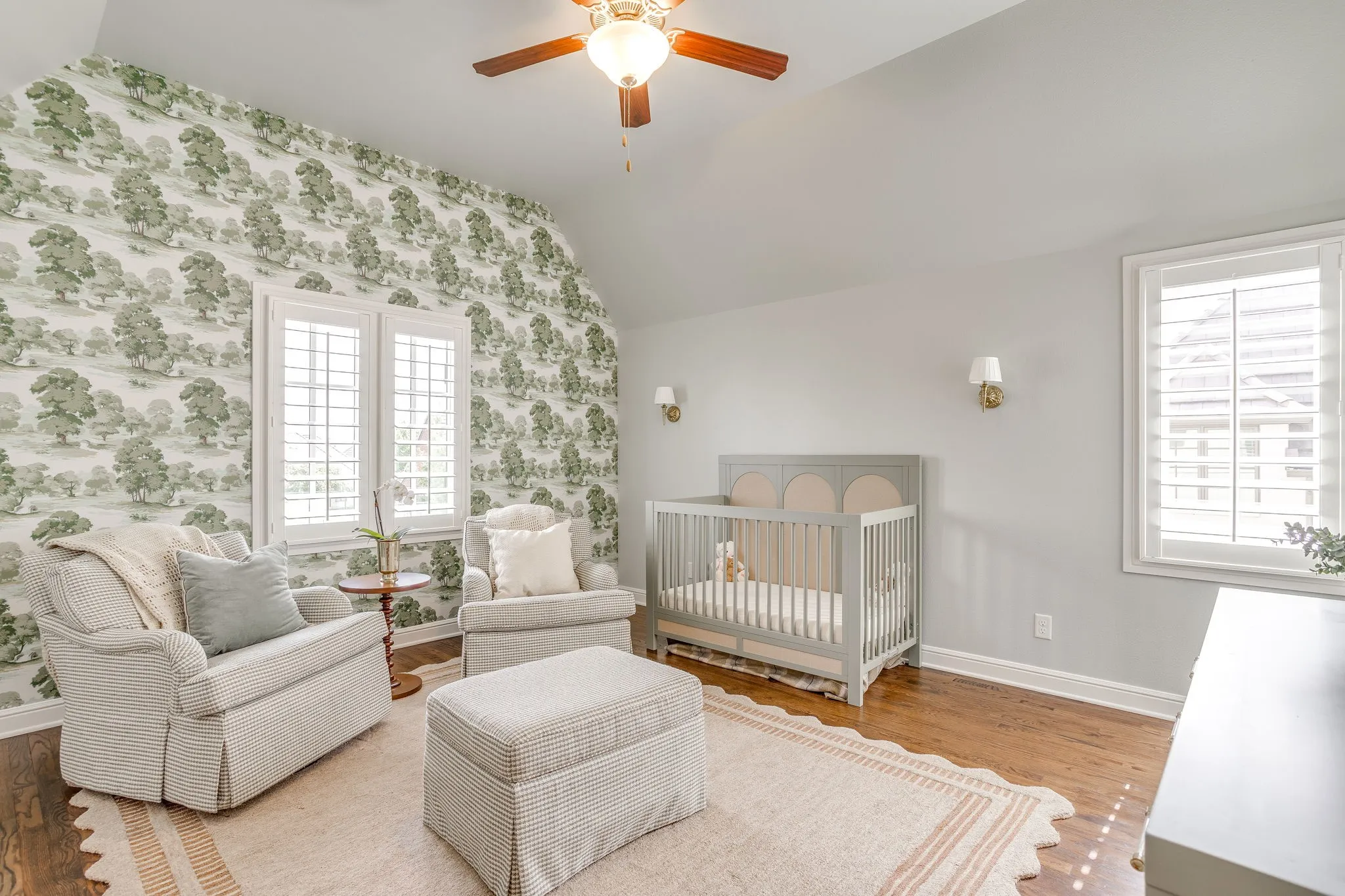 Single Family Residence For Sale in Tarrant County , 4525 Marbella Circle, Fort Worth, Texas 76126, 3 Bedroom, 4 Bathroom, 3 Garage spaces, 3,070 Sqft, built in 2013, mls#21399790, Real Estate Agent in Fort Worth, Homes For Sale in Tarrant county, Homes For Sale in Fort Worth, Realtor in Fort Worth Texas, Real Estate Brokerage Independent Realty Texas, Luminita Cordes Realtor