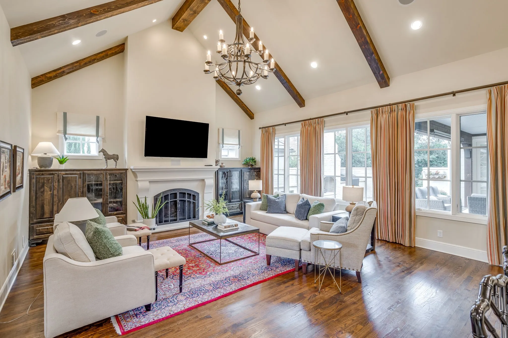 Single Family Residence For Sale in Tarrant County , 4525 Marbella Circle, Fort Worth, Texas 76126, 3 Bedroom, 4 Bathroom, 3 Garage spaces, 3,070 Sqft, built in 2013, mls#21399790, Real Estate Agent in Fort Worth, Homes For Sale in Tarrant county, Homes For Sale in Fort Worth, Realtor in Fort Worth Texas, Real Estate Brokerage Independent Realty Texas, Luminita Cordes Realtor