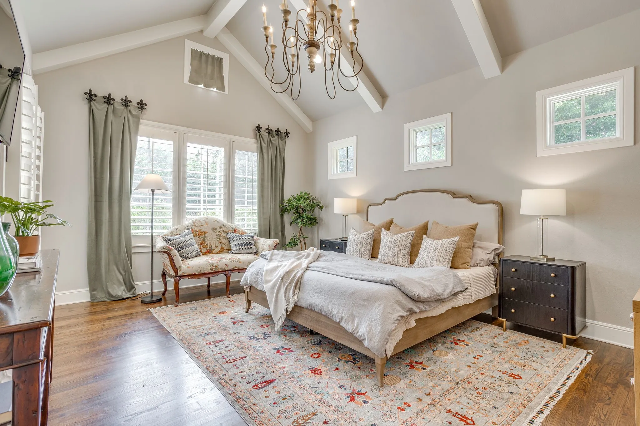 Single Family Residence For Sale in Tarrant County , 4525 Marbella Circle, Fort Worth, Texas 76126, 3 Bedroom, 4 Bathroom, 3 Garage spaces, 3,070 Sqft, built in 2013, mls#21399790, Real Estate Agent in Fort Worth, Homes For Sale in Tarrant county, Homes For Sale in Fort Worth, Realtor in Fort Worth Texas, Real Estate Brokerage Independent Realty Texas, Luminita Cordes Realtor