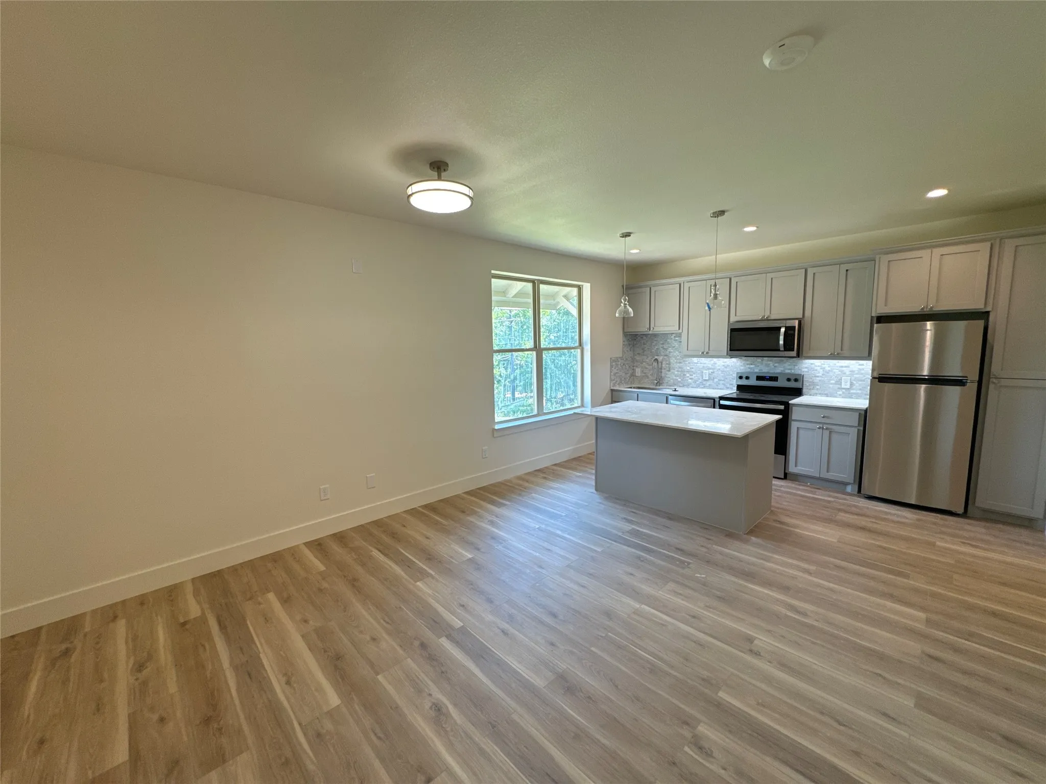 Apartment For Rent in Denton County , 1599 Mingo Road, Denton, Texas 76209, 1 Bedroom, 1 Bathroom, Garage spaces, 562 Sqft, built in 2023, mls#21411441, Real Estate Agent in Denton, Homes For Rent in Denton county, Homes For Rent in Denton, Realtor in Denton Texas, Real Estate Brokerage Independent Realty Texas, Luminita Cordes Realtor