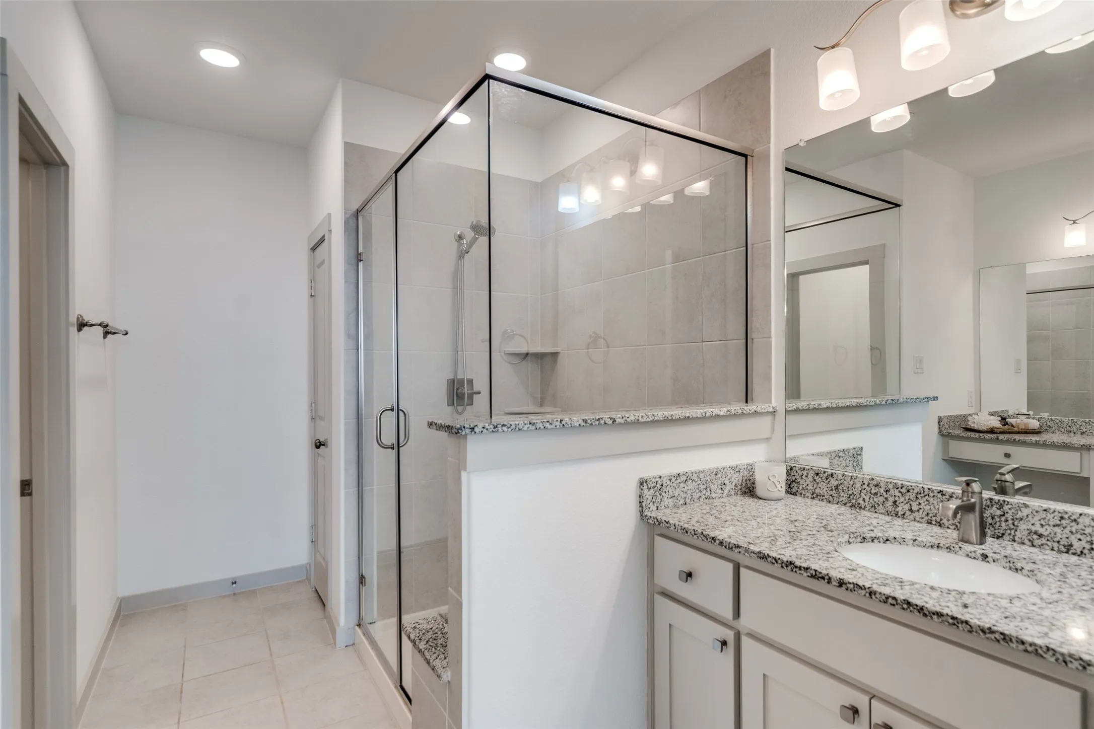 Townhouse For Rent in Collin County , 1423 Lamb Drive, Plano, Texas 75075, 2 Bedroom, 3 Bathroom, 2 Garage spaces, 1,904 Sqft, built in 2018, mls#21412965, Real Estate Agent in Plano, Homes For Rent in Collin county, Homes For Rent in Plano, Realtor in Plano Texas, Real Estate Brokerage Independent Realty Texas, Luminita Cordes Realtor