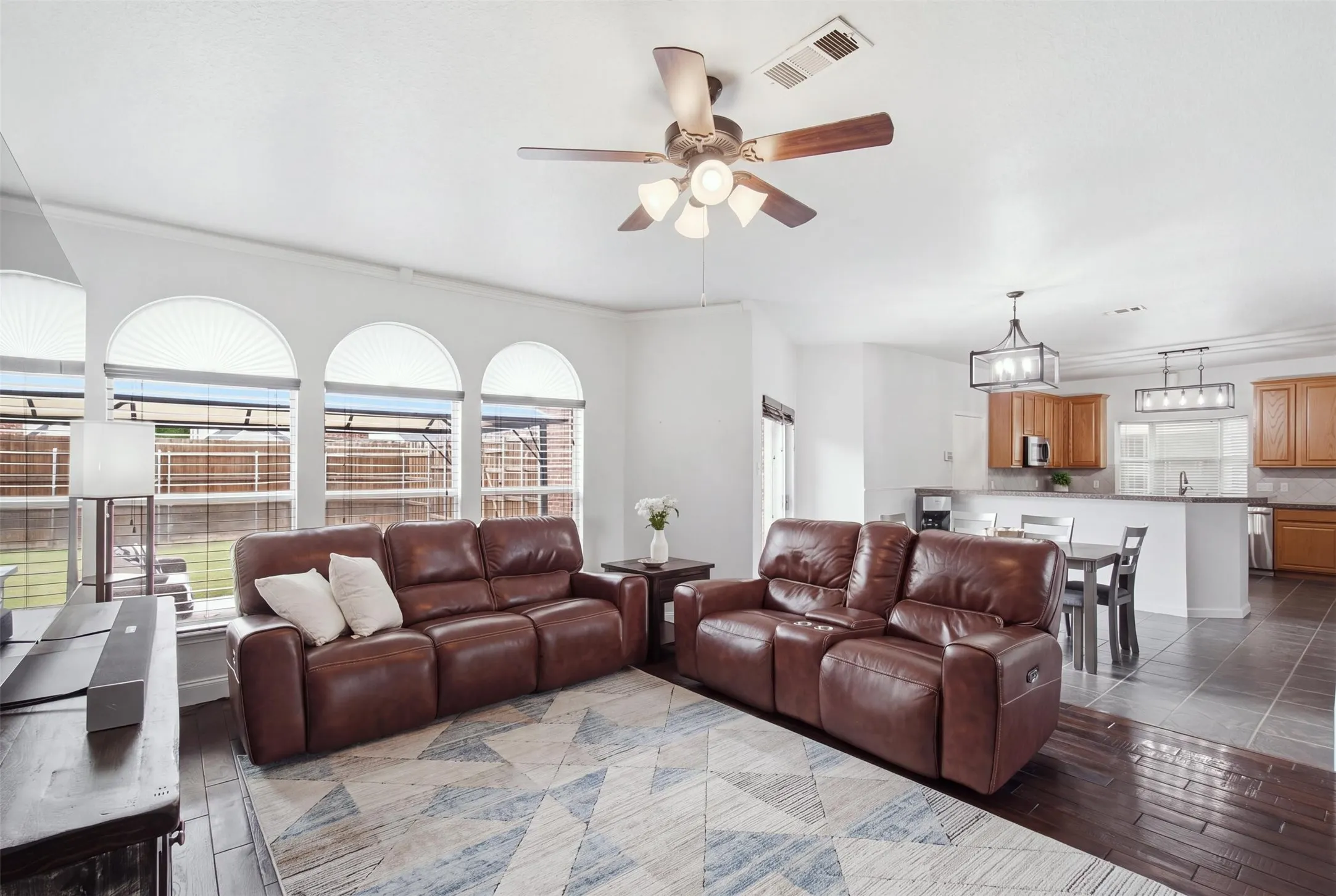Single Family Residence For Sale in Denton County , 5609 Norris Drive, The Colony, Texas 75056, 4 Bedroom, 3 Bathroom, 2 Garage spaces, 2,883 Sqft, built in 2001, mls#21412726, Real Estate Agent in The Colony, Homes For Sale in Denton county, Homes For Sale in The Colony, Realtor in The Colony Texas, Real Estate Brokerage Independent Realty Texas, Luminita Cordes Realtor