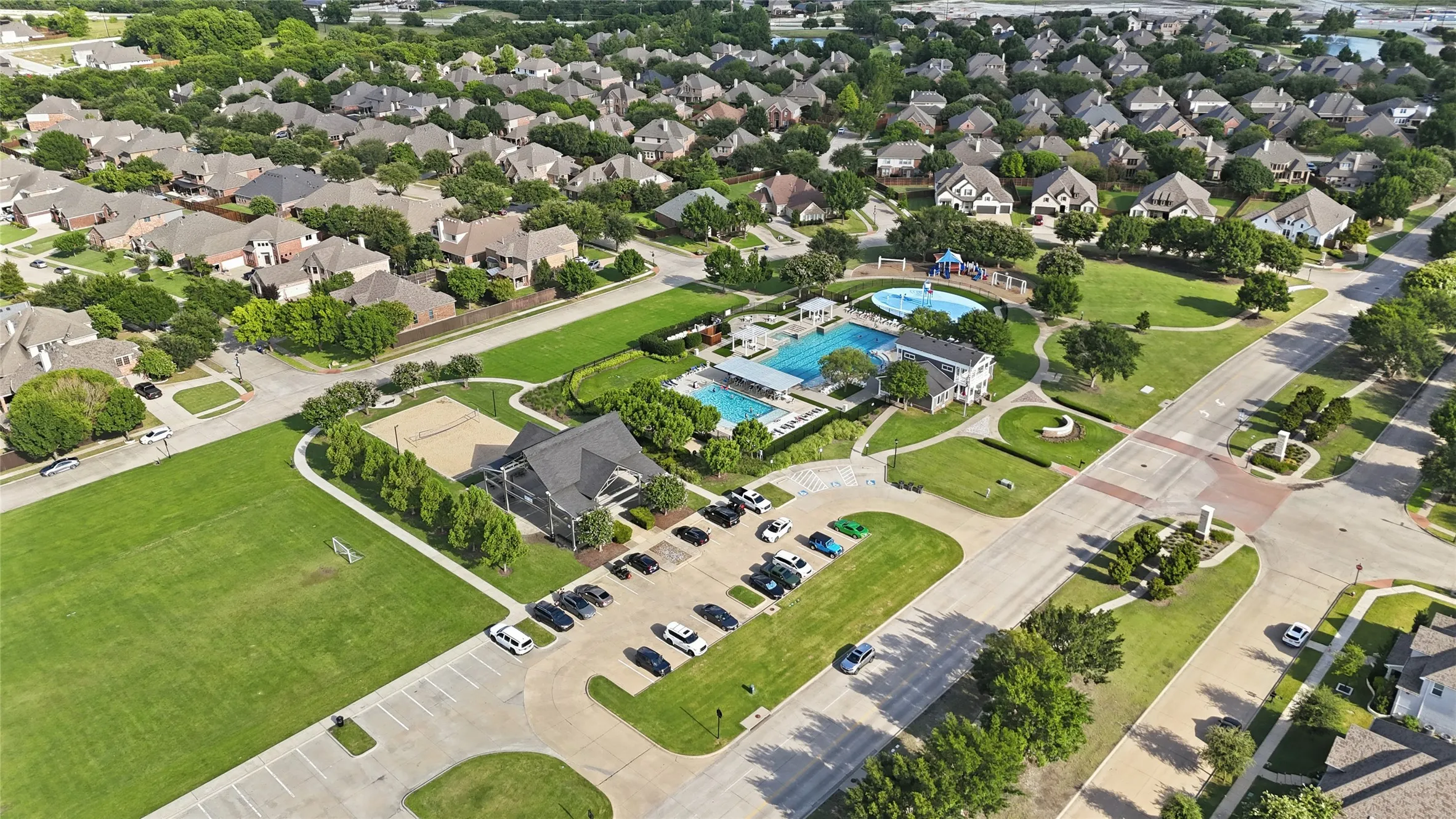 Single Family Residence For Sale in Collin County , 3001 Milton Drive, Melissa, Texas 75454, 5 Bedroom, 4 Bathroom, 2 Garage spaces, 3,210 Sqft, built in 2022, mls#21410290, Real Estate Agent in Melissa, Homes For Sale in Collin county, Homes For Sale in Melissa, Realtor in Melissa Texas, Real Estate Brokerage Independent Realty Texas, Luminita Cordes Realtor