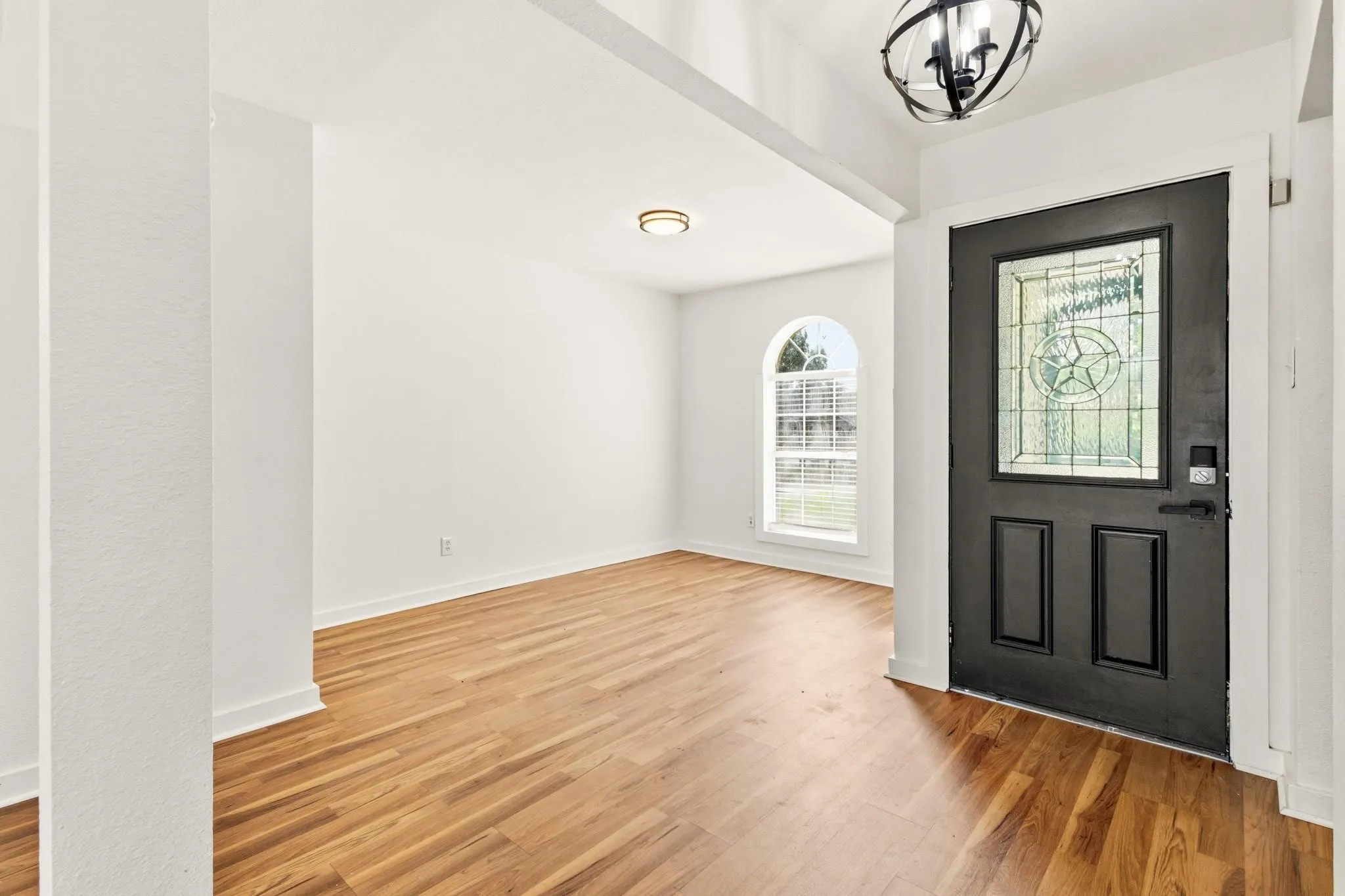 Single Family Residence For Rent in Dallas County , 1313 Crosscreek Lane, Seagoville, Texas 75159, 4 Bedroom, 3 Bathroom, Garage spaces, 1,447 Sqft, built in 1996, mls#21412971, Real Estate Agent in Seagoville, Homes For Rent in Dallas county, Homes For Rent in Seagoville, Realtor in Seagoville Texas, Real Estate Brokerage Independent Realty Texas, Luminita Cordes Realtor