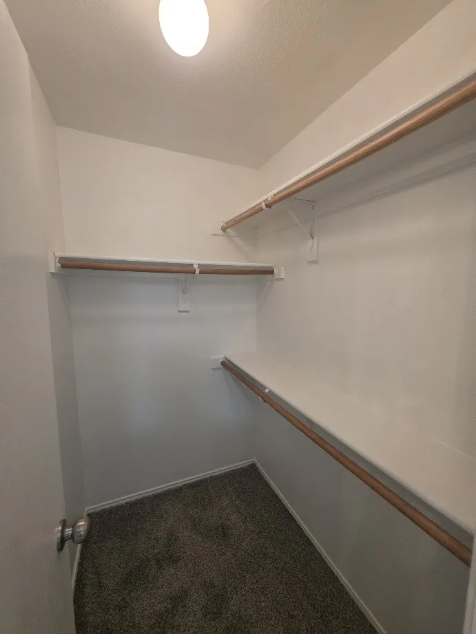 Single Family Residence For Sale in Dallas County , 8034 Genesis Drive, Dallas, Texas 75232, 3 Bedroom, 2 Bathroom, 2 Garage spaces, 1,170 Sqft, built in 2004, mls#21411057, Real Estate Agent in Dallas, Homes For Sale in Dallas county, Homes For Sale in Dallas, Realtor in Dallas Texas, Real Estate Brokerage Independent Realty Texas, Luminita Cordes Realtor