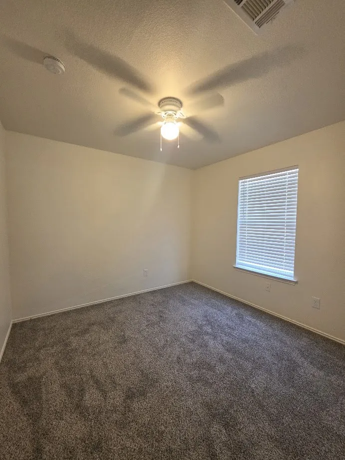 Single Family Residence For Sale in Dallas County , 8034 Genesis Drive, Dallas, Texas 75232, 3 Bedroom, 2 Bathroom, 2 Garage spaces, 1,170 Sqft, built in 2004, mls#21411057, Real Estate Agent in Dallas, Homes For Sale in Dallas county, Homes For Sale in Dallas, Realtor in Dallas Texas, Real Estate Brokerage Independent Realty Texas, Luminita Cordes Realtor