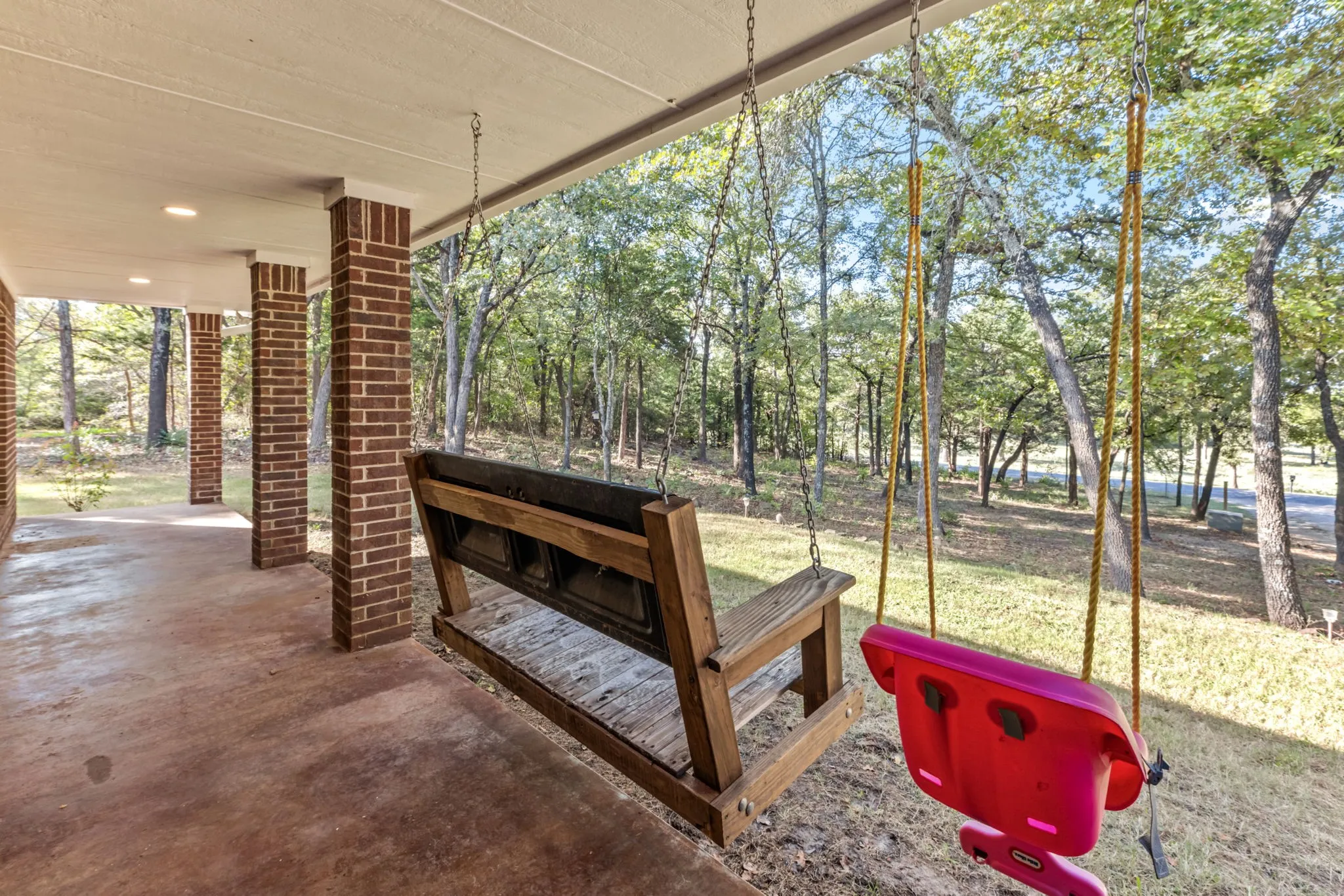 Perfect for front porch sittin'!