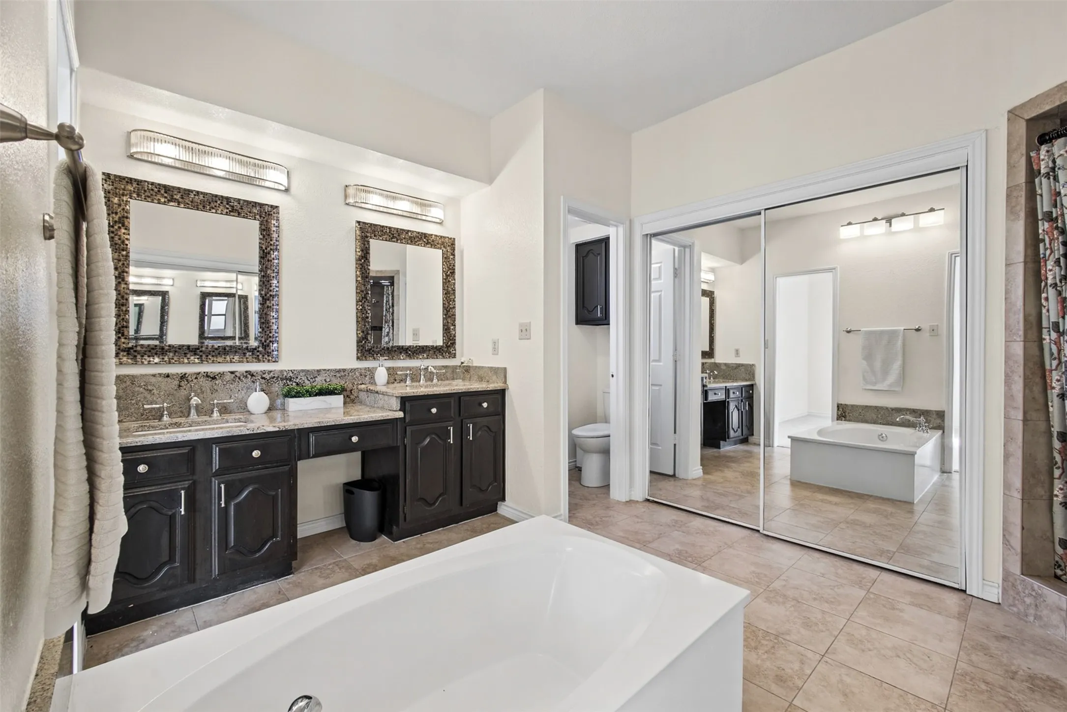 Single Family Residence For Sale in Dallas County , 7449 Courtside Drive, Garland, Texas 75044, 4 Bedroom, 3 Bathroom, 2 Garage spaces, 2,566 Sqft, built in 1984, mls#21412536, Real Estate Agent in Garland, Homes For Sale in Dallas county, Homes For Sale in Garland, Realtor in Garland Texas, Real Estate Brokerage Independent Realty Texas, Luminita Cordes Realtor