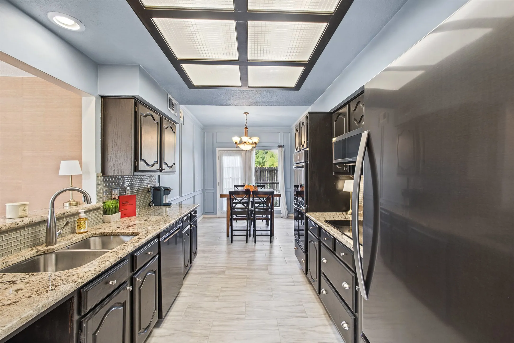 Single Family Residence For Sale in Dallas County , 7449 Courtside Drive, Garland, Texas 75044, 4 Bedroom, 3 Bathroom, 2 Garage spaces, 2,566 Sqft, built in 1984, mls#21412536, Real Estate Agent in Garland, Homes For Sale in Dallas county, Homes For Sale in Garland, Realtor in Garland Texas, Real Estate Brokerage Independent Realty Texas, Luminita Cordes Realtor