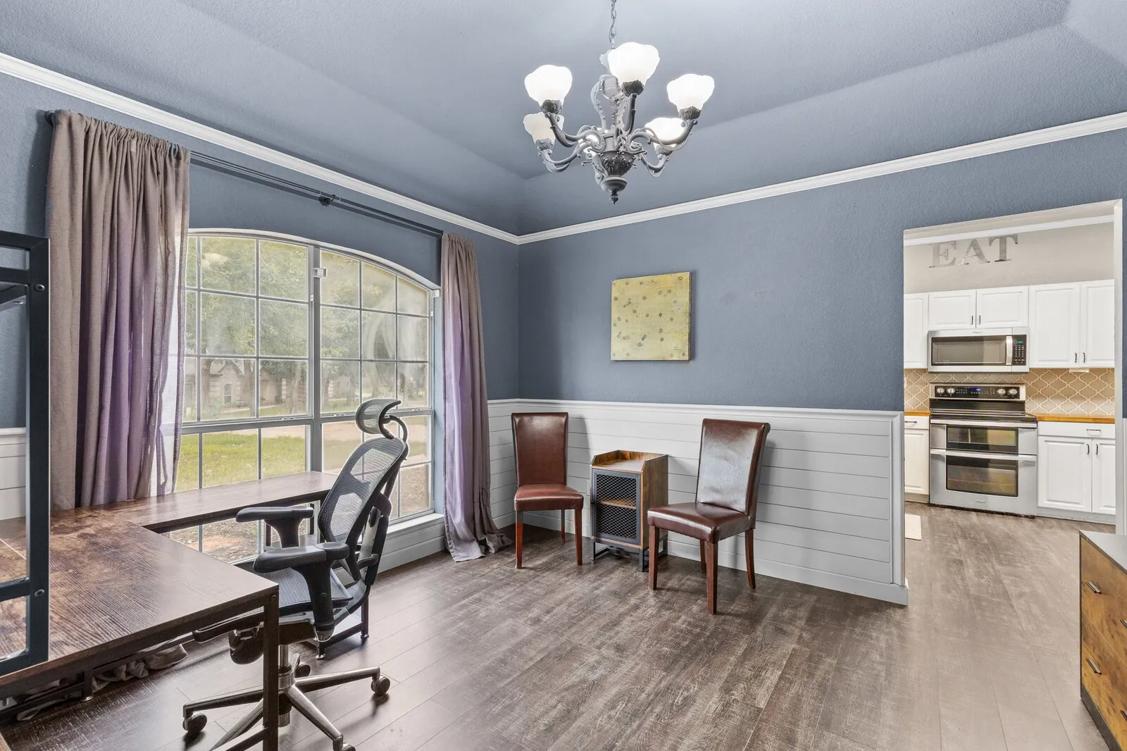 Single Family Residence For Sale in Coryell County , 210 River Place W, Gatesville, Texas 76528, 3 Bedroom, 2 Bathroom, 2 Garage spaces, 2,030 Sqft, built in 2001, mls#21412917, Real Estate Agent in Gatesville, Homes For Sale in Coryell county, Homes For Sale in Gatesville, Realtor in Gatesville Texas, Real Estate Brokerage Independent Realty Texas, Luminita Cordes Realtor