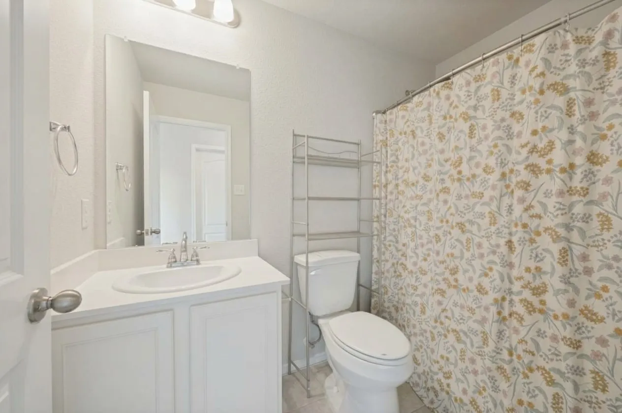 Single Family Residence For Rent in Denton County , 1608 Hinckley Avenue, Providence Village, Texas 76227, 3 Bedroom, 3 Bathroom, 2 Garage spaces, 2,717 Sqft, built in 2019, mls#21412793, Real Estate Agent in Providence Village, Homes For Rent in Denton county, Homes For Rent in Providence Village, Realtor in Providence Village Texas, Real Estate Brokerage Independent Realty Texas, Luminita Cordes Realtor