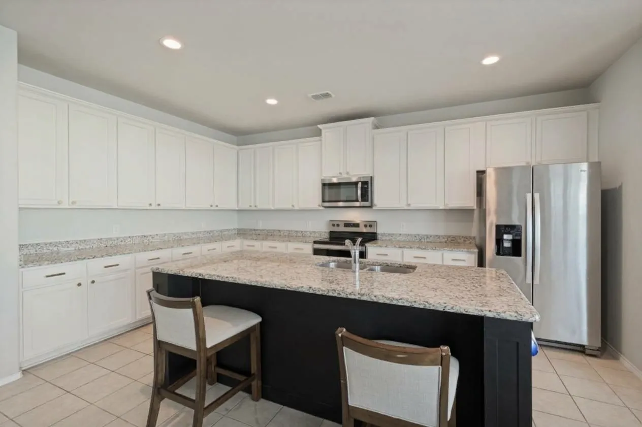 Single Family Residence For Rent in Denton County , 1608 Hinckley Avenue, Providence Village, Texas 76227, 3 Bedroom, 3 Bathroom, 2 Garage spaces, 2,717 Sqft, built in 2019, mls#21412793, Real Estate Agent in Providence Village, Homes For Rent in Denton county, Homes For Rent in Providence Village, Realtor in Providence Village Texas, Real Estate Brokerage Independent Realty Texas, Luminita Cordes Realtor