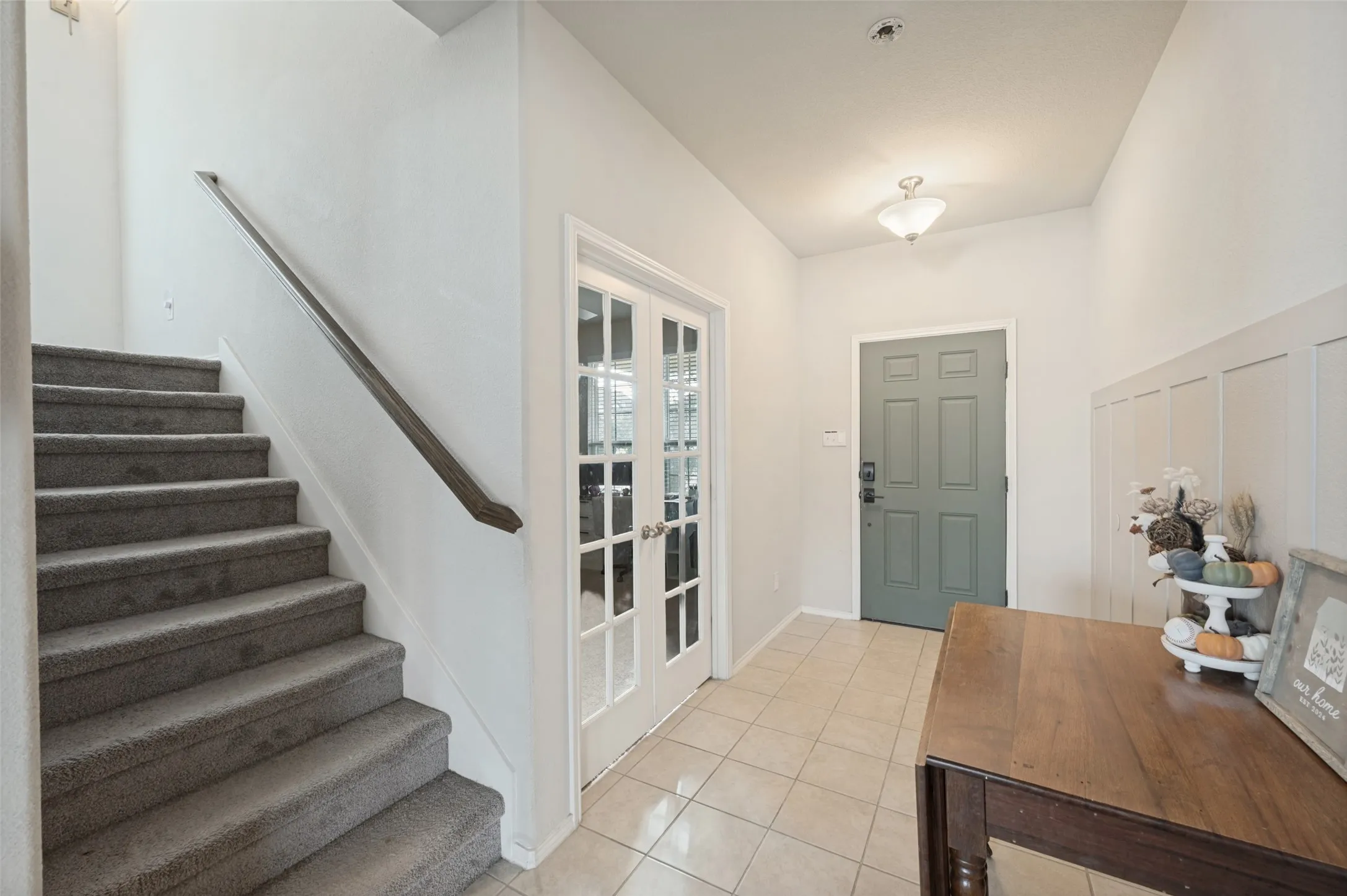 Single Family Residence For Rent in Denton County , 1608 Hinckley Avenue, Providence Village, Texas 76227, 3 Bedroom, 3 Bathroom, 2 Garage spaces, 2,717 Sqft, built in 2019, mls#21412793, Real Estate Agent in Providence Village, Homes For Rent in Denton county, Homes For Rent in Providence Village, Realtor in Providence Village Texas, Real Estate Brokerage Independent Realty Texas, Luminita Cordes Realtor