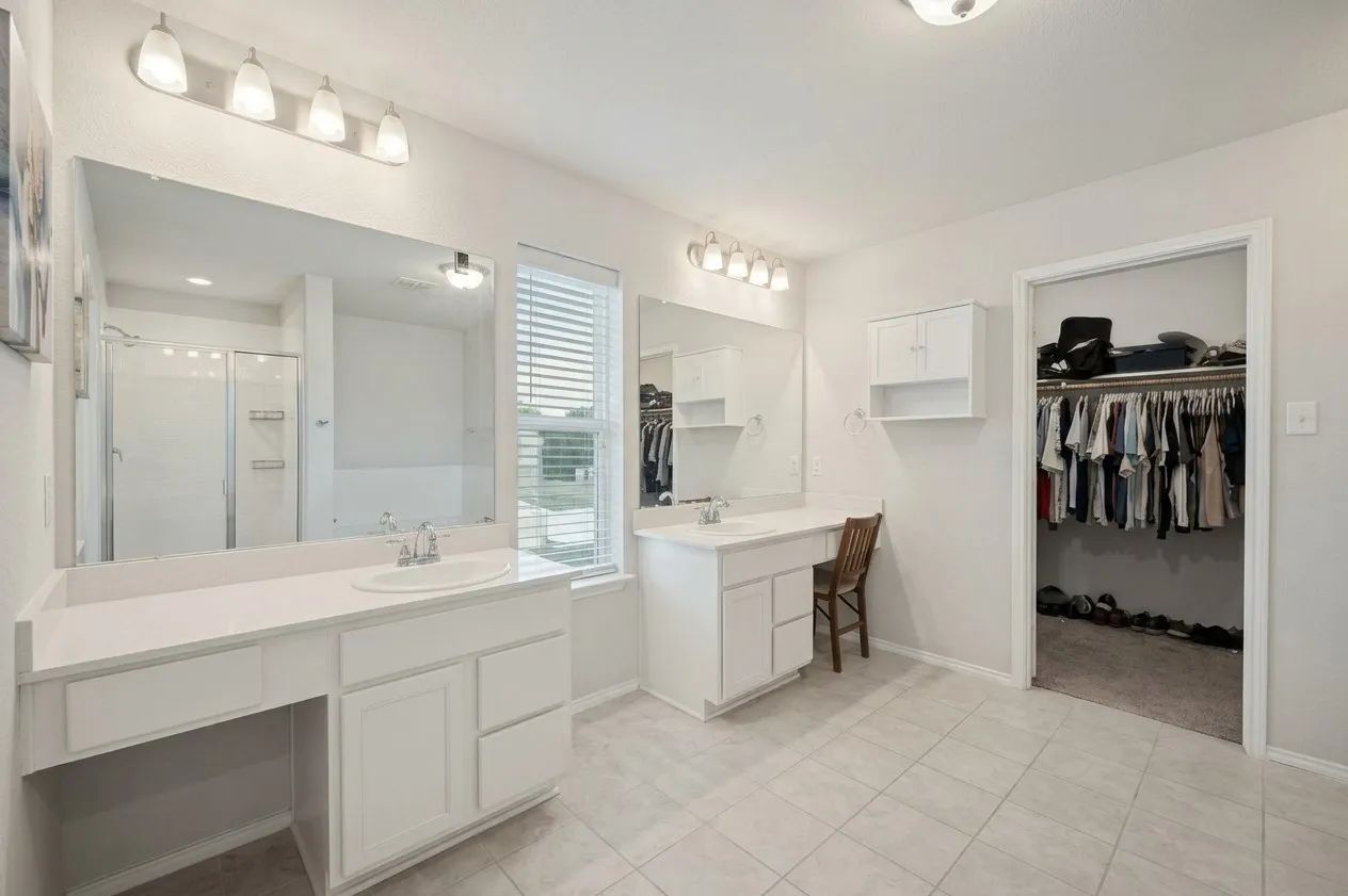 Single Family Residence For Rent in Denton County , 1608 Hinckley Avenue, Providence Village, Texas 76227, 3 Bedroom, 3 Bathroom, 2 Garage spaces, 2,717 Sqft, built in 2019, mls#21412793, Real Estate Agent in Providence Village, Homes For Rent in Denton county, Homes For Rent in Providence Village, Realtor in Providence Village Texas, Real Estate Brokerage Independent Realty Texas, Luminita Cordes Realtor