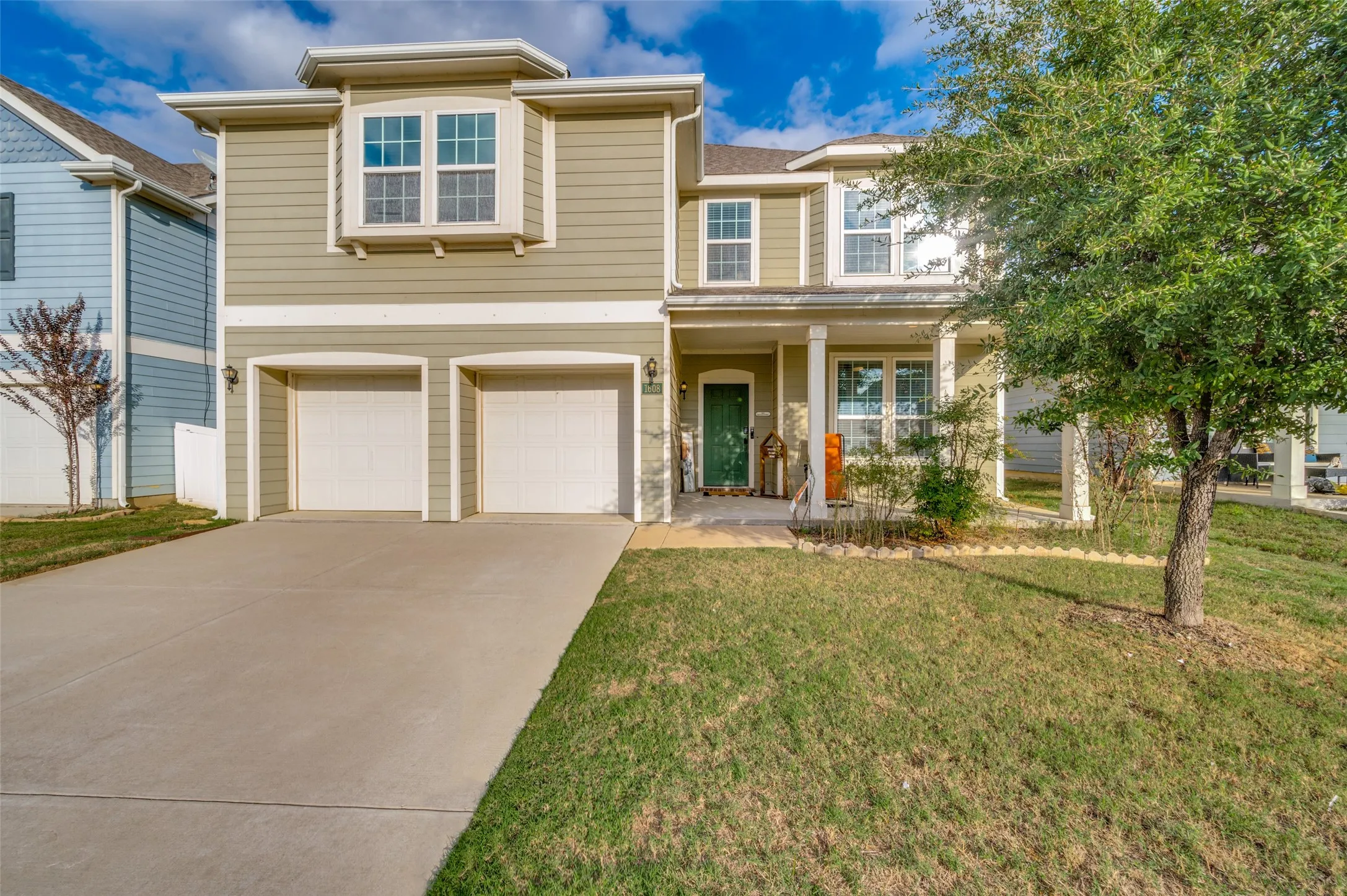 Single Family Residence For Rent