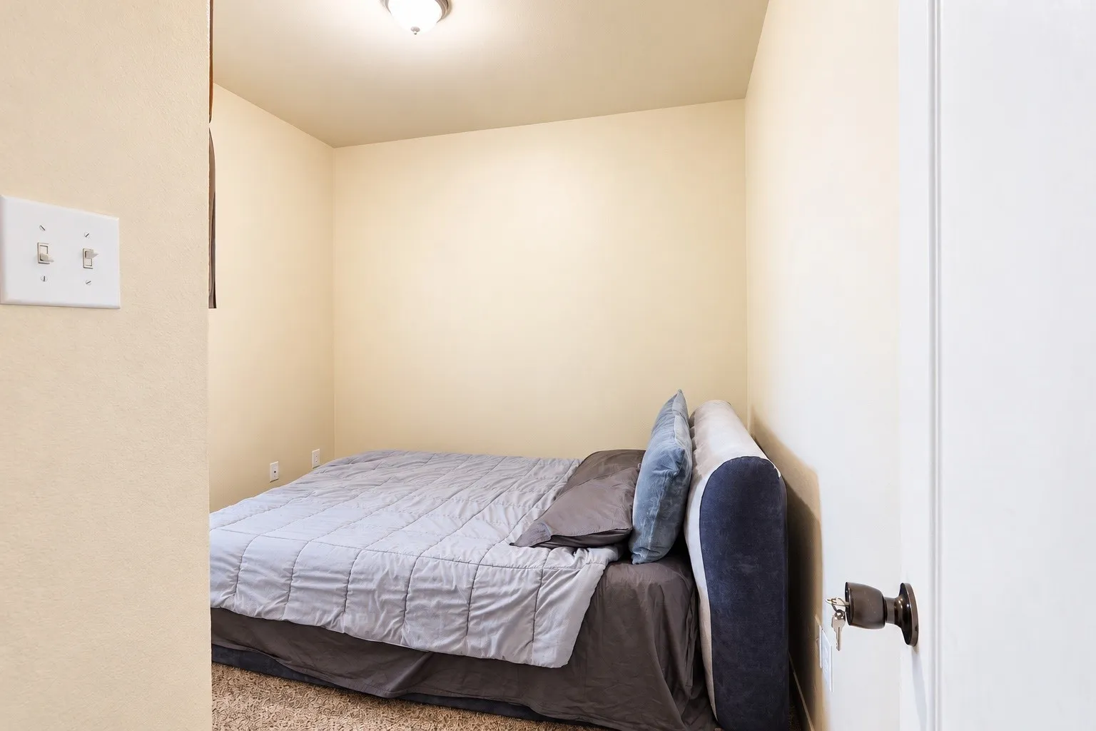Single Family Residence For Sale in Denton County , 9320 Masse Court, Providence Village, Texas 76227, 3 Bedroom, 2 Bathroom, 2 Garage spaces, 1,184 Sqft, built in 2012, mls#21412985, Real Estate Agent in Providence Village, Homes For Sale in Denton county, Homes For Sale in Providence Village, Realtor in Providence Village Texas, Real Estate Brokerage Independent Realty Texas, Luminita Cordes Realtor