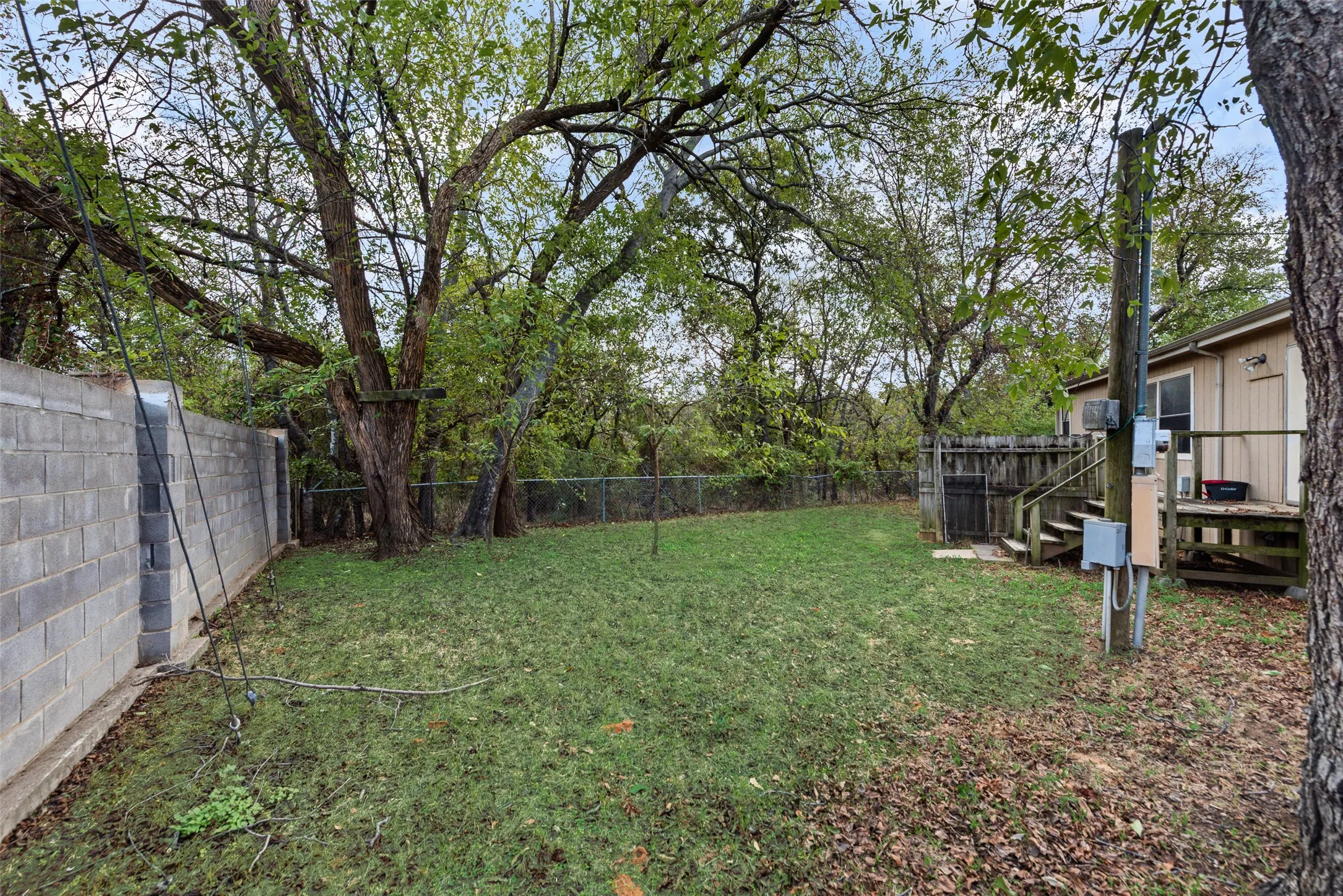 Mobile Home For Sale in Denton County , 1040 West park Circle N, Southlake, Texas 76092, 3 Bedroom, 2 Bathroom, Garage spaces, 1,820 Sqft, built in 1989, mls#21413003, Real Estate Agent in Southlake, Homes For Sale in Denton county, Homes For Sale in Southlake, Realtor in Southlake Texas, Real Estate Brokerage Independent Realty Texas, Luminita Cordes Realtor