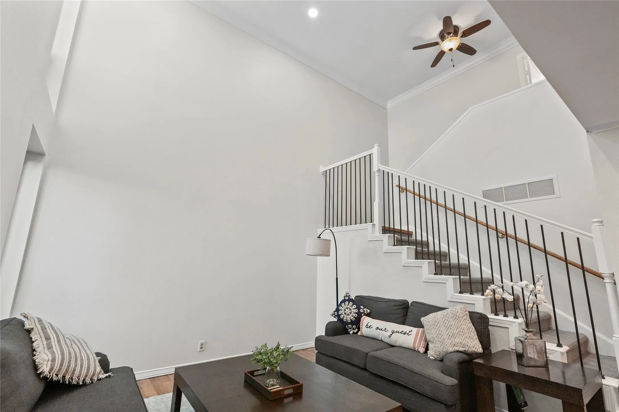 Condominium For Rent in Tarrant County , 550 E Avenue J B, Grand Prairie, Texas 75050, 3 Bedroom, 3 Bathroom, Garage spaces, 1,514 Sqft, built in 1968, mls#21413021, Real Estate Agent in Grand Prairie, Homes For Rent in Tarrant county, Homes For Rent in Grand Prairie, Realtor in Grand Prairie Texas, Real Estate Brokerage Independent Realty Texas, Luminita Cordes Realtor