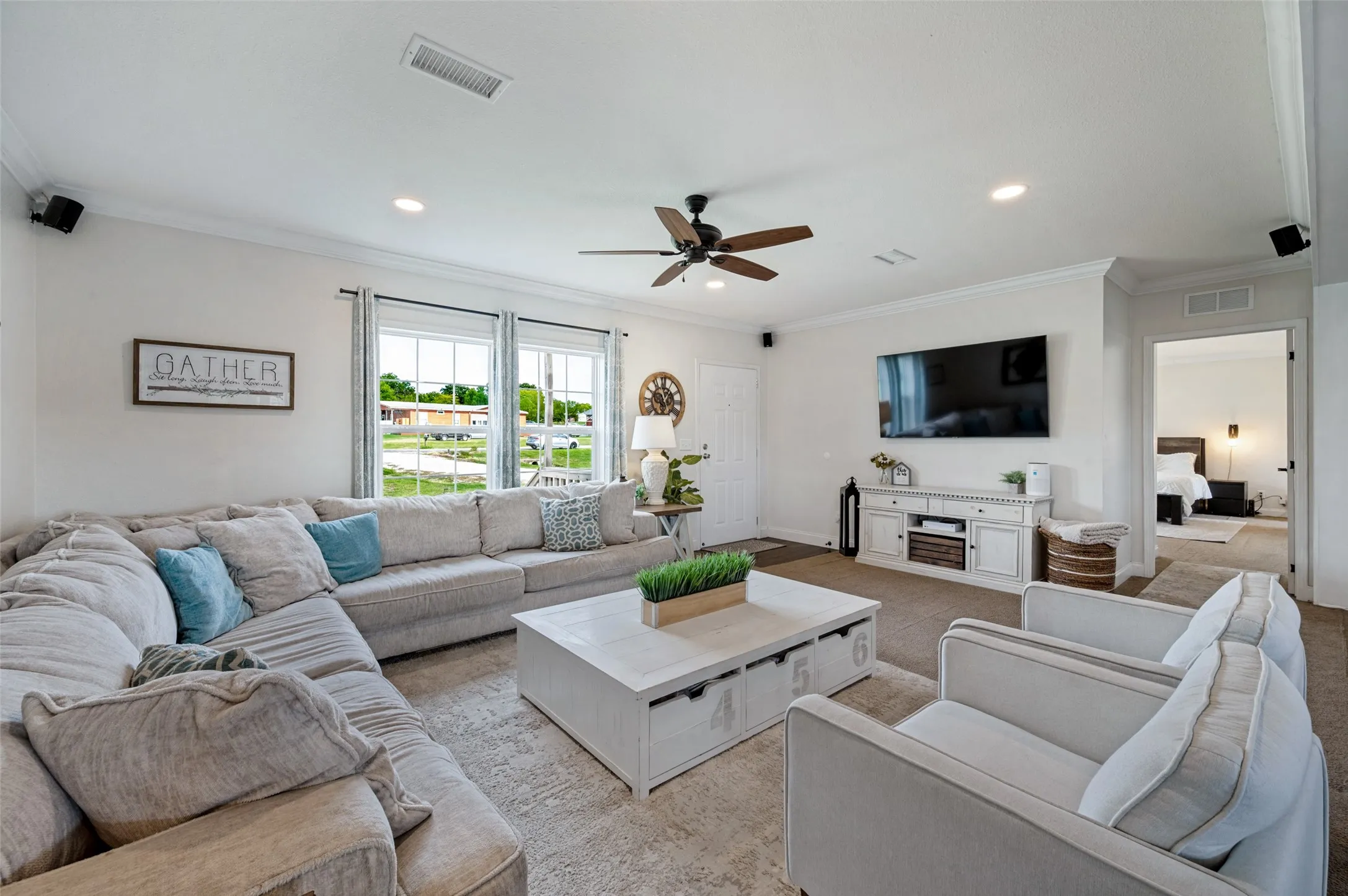 Mobile Home For Sale in Collin County , 509 Pony Express Trail, Mc Kinney, Texas 75071, 4 Bedroom, 2 Bathroom, 2 Garage spaces, 2,280 Sqft, built in 2016, mls#21405896, Real Estate Agent in Mc Kinney, Homes For Sale in Collin county, Homes For Sale in Mc Kinney, Realtor in Mc Kinney Texas, Real Estate Brokerage Independent Realty Texas, Luminita Cordes Realtor