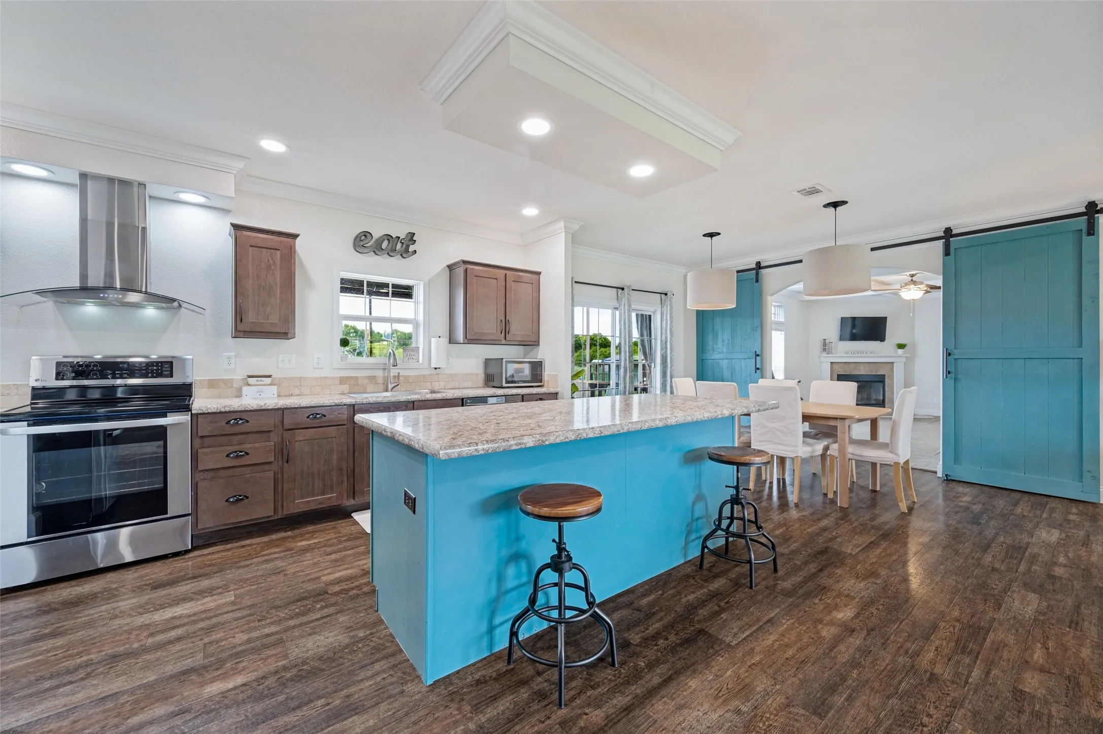 Mobile Home For Sale in Collin County , 509 Pony Express Trail, Mc Kinney, Texas 75071, 4 Bedroom, 2 Bathroom, 2 Garage spaces, 2,280 Sqft, built in 2016, mls#21405896, Real Estate Agent in Mc Kinney, Homes For Sale in Collin county, Homes For Sale in Mc Kinney, Realtor in Mc Kinney Texas, Real Estate Brokerage Independent Realty Texas, Luminita Cordes Realtor