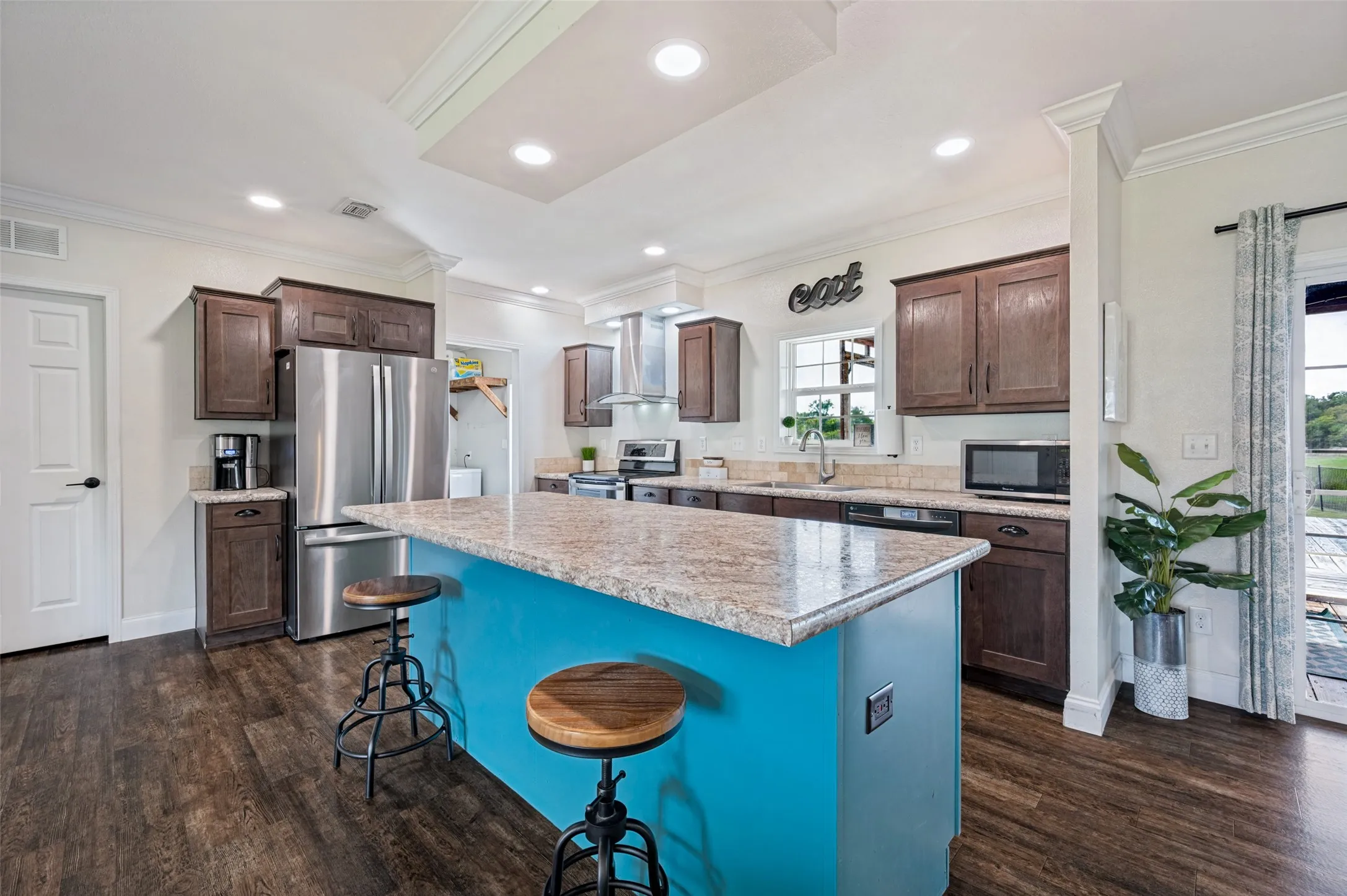 Mobile Home For Sale in Collin County , 509 Pony Express Trail, Mc Kinney, Texas 75071, 4 Bedroom, 2 Bathroom, 2 Garage spaces, 2,280 Sqft, built in 2016, mls#21405896, Real Estate Agent in Mc Kinney, Homes For Sale in Collin county, Homes For Sale in Mc Kinney, Realtor in Mc Kinney Texas, Real Estate Brokerage Independent Realty Texas, Luminita Cordes Realtor