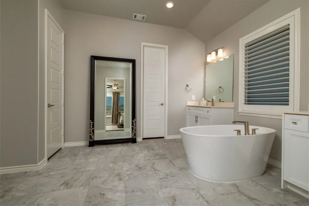 Single Family Residence For Sale in Denton County , 1316 Redbrick Lane, Northlake, Texas 76247, 4 Bedroom, 4 Bathroom, 3 Garage spaces, 2,904 Sqft, built in 2022, mls#21412928, Real Estate Agent in Northlake, Homes For Sale in Denton county, Homes For Sale in Northlake, Realtor in Northlake Texas, Real Estate Brokerage Independent Realty Texas, Luminita Cordes Realtor