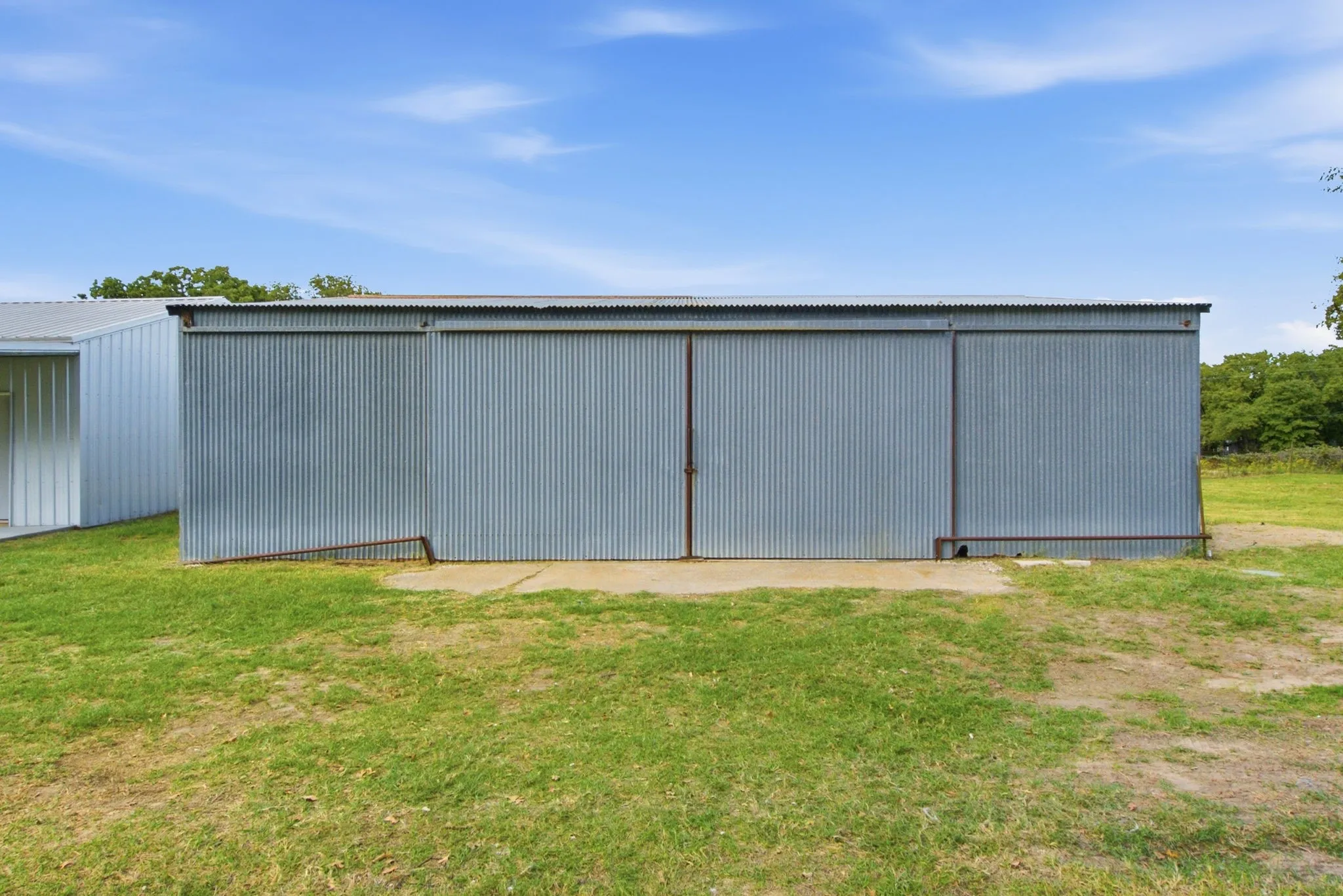 Single Family Residence For Sale in Parker County , 517 Sandy Oaks Road, Springtown, Texas 76082, 4 Bedroom, 2 Bathroom, Garage spaces, 2,428 Sqft, built in 2009, mls#21413037, Real Estate Agent in Springtown, Homes For Sale in Parker county, Homes For Sale in Springtown, Realtor in Springtown Texas, Real Estate Brokerage Independent Realty Texas, Luminita Cordes Realtor
