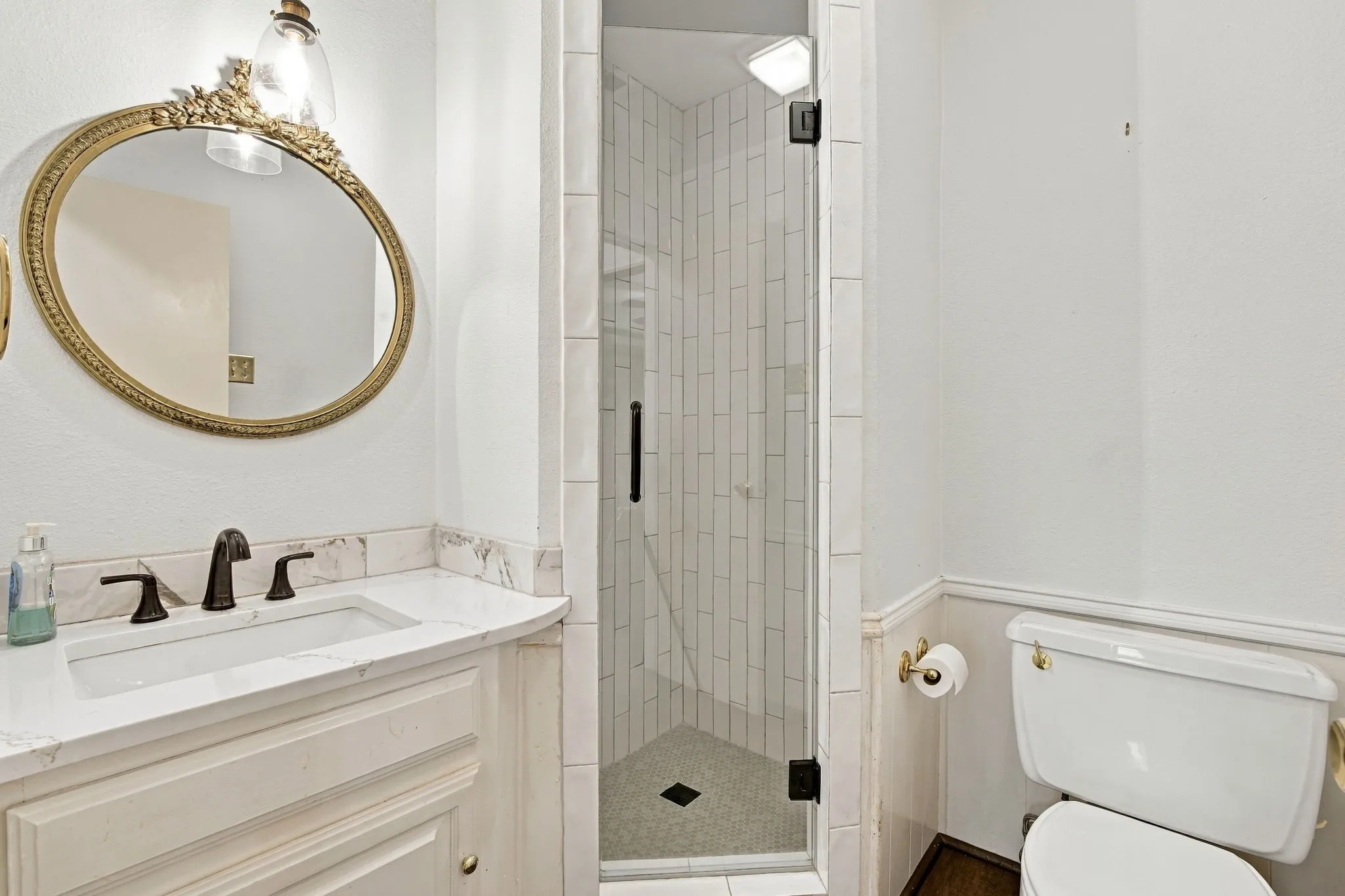 Single Family Residence For Sale in Dallas County , 9947 Chimney Hill Lane, Dallas, Texas 75243, 3 Bedroom, 3 Bathroom, 2 Garage spaces, 2,412 Sqft, built in 1978, mls#21412258, Real Estate Agent in Dallas, Homes For Sale in Dallas county, Homes For Sale in Dallas, Realtor in Dallas Texas, Real Estate Brokerage Independent Realty Texas, Luminita Cordes Realtor