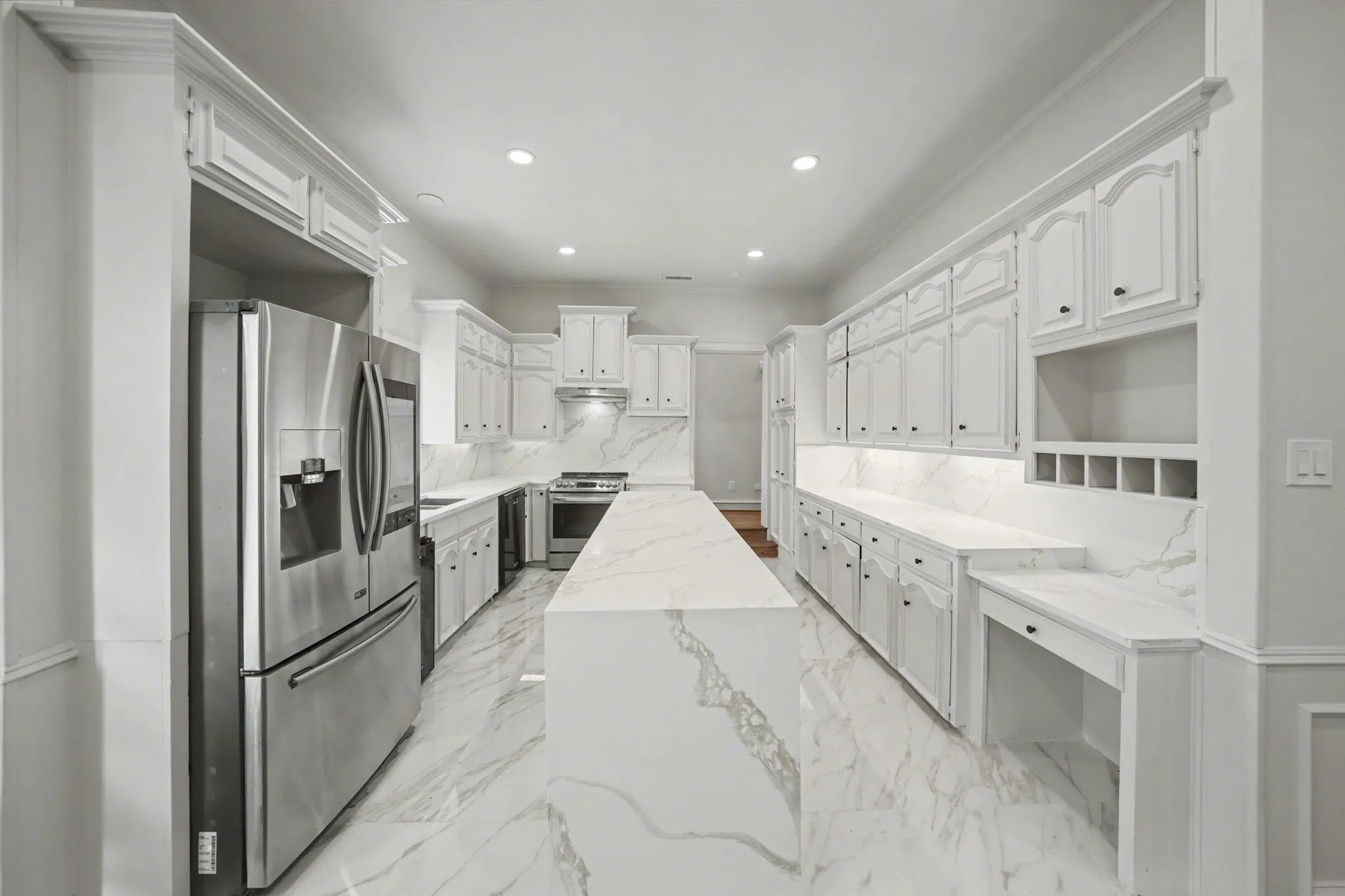 Single Family Residence For Rent in Dallas County , 7012 Duffield Drive, Dallas, Texas 75248, 4 Bedroom, 3 Bathroom, 2 Garage spaces, 3,485 Sqft, built in 1979, mls#21413046, Real Estate Agent in Dallas, Homes For Rent in Dallas county, Homes For Rent in Dallas, Realtor in Dallas Texas, Real Estate Brokerage Independent Realty Texas, Luminita Cordes Realtor