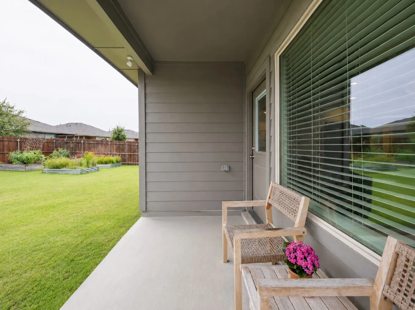 Single Family Residence For Sale in Tarrant County , 8605 Mirror Lake Drive, Fort Worth, Texas 76179, 4 Bedroom, 2 Bathroom, 2 Garage spaces, 1,580 Sqft, built in 2022, mls#21412053, Real Estate Agent in Fort Worth, Homes For Sale in Tarrant county, Homes For Sale in Fort Worth, Realtor in Fort Worth Texas, Real Estate Brokerage Independent Realty Texas, Luminita Cordes Realtor