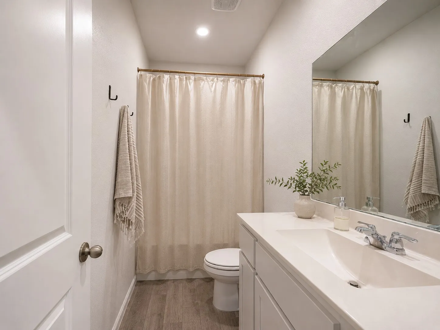 Single Family Residence For Sale in Tarrant County , 8605 Mirror Lake Drive, Fort Worth, Texas 76179, 4 Bedroom, 2 Bathroom, 2 Garage spaces, 1,580 Sqft, built in 2022, mls#21412053, Real Estate Agent in Fort Worth, Homes For Sale in Tarrant county, Homes For Sale in Fort Worth, Realtor in Fort Worth Texas, Real Estate Brokerage Independent Realty Texas, Luminita Cordes Realtor