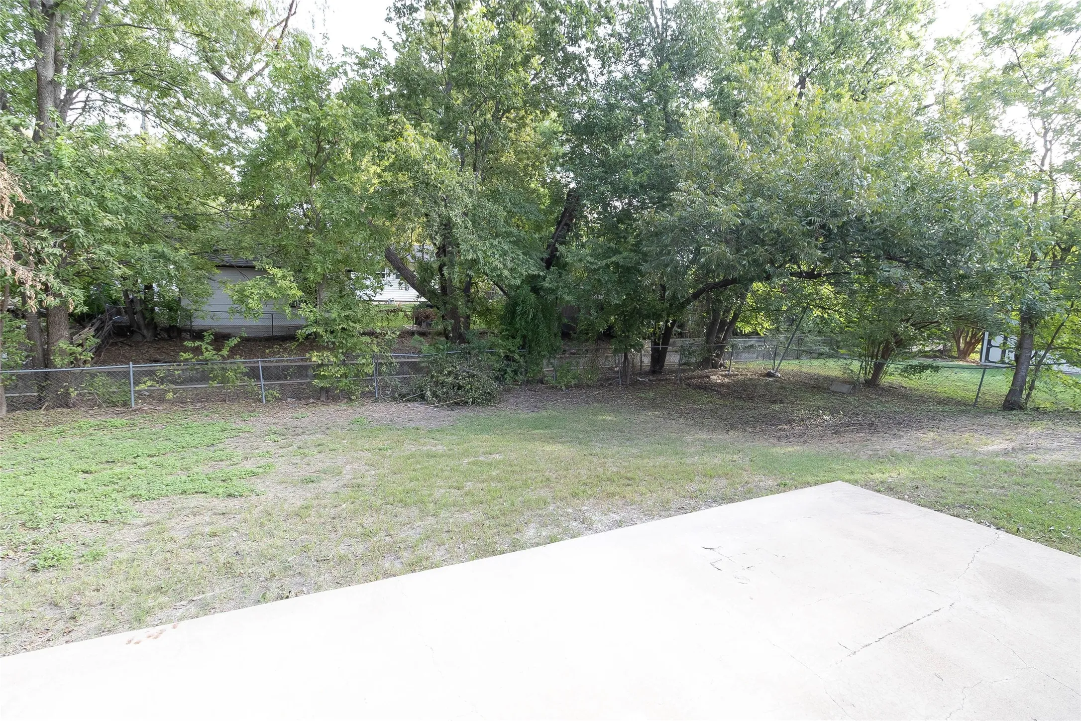 Single Family Residence For Sale in Coryell County , 107 South Drive, Copperas Cove, Texas 76522, 3 Bedroom, 2 Bathroom, 1 Garage spaces, 960 Sqft, built in 1971, mls#21412940, Real Estate Agent in Copperas Cove, Homes For Sale in Coryell county, Homes For Sale in Copperas Cove, Realtor in Copperas Cove Texas, Real Estate Brokerage Independent Realty Texas, Luminita Cordes Realtor