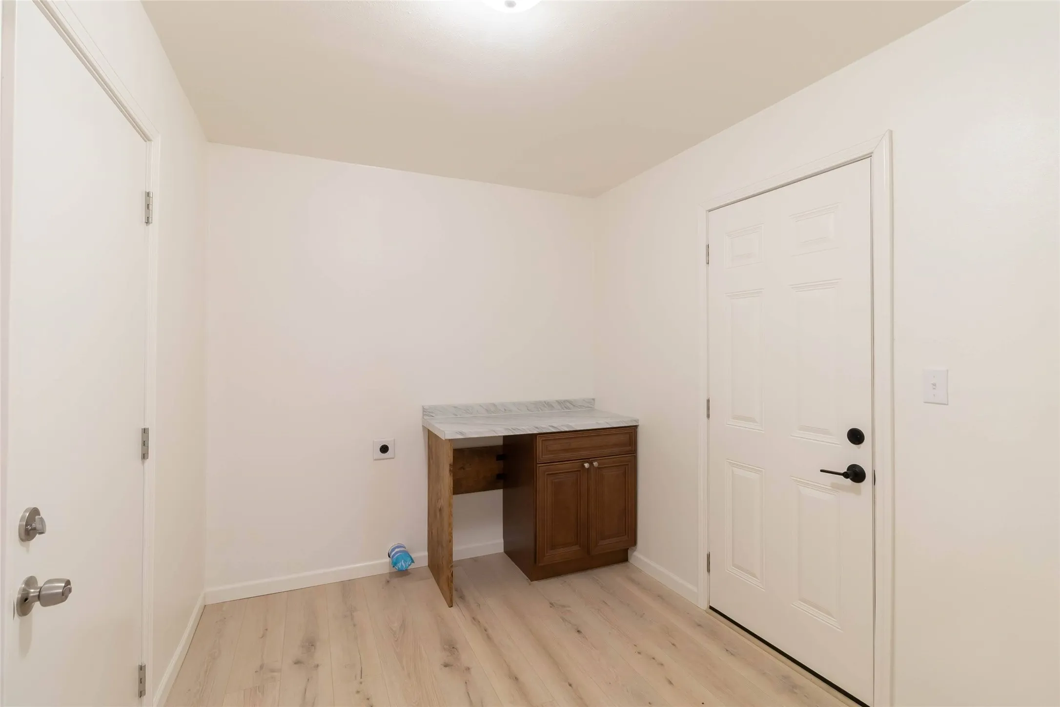 Single Family Residence For Sale in Coryell County , 107 South Drive, Copperas Cove, Texas 76522, 3 Bedroom, 2 Bathroom, 1 Garage spaces, 960 Sqft, built in 1971, mls#21412940, Real Estate Agent in Copperas Cove, Homes For Sale in Coryell county, Homes For Sale in Copperas Cove, Realtor in Copperas Cove Texas, Real Estate Brokerage Independent Realty Texas, Luminita Cordes Realtor