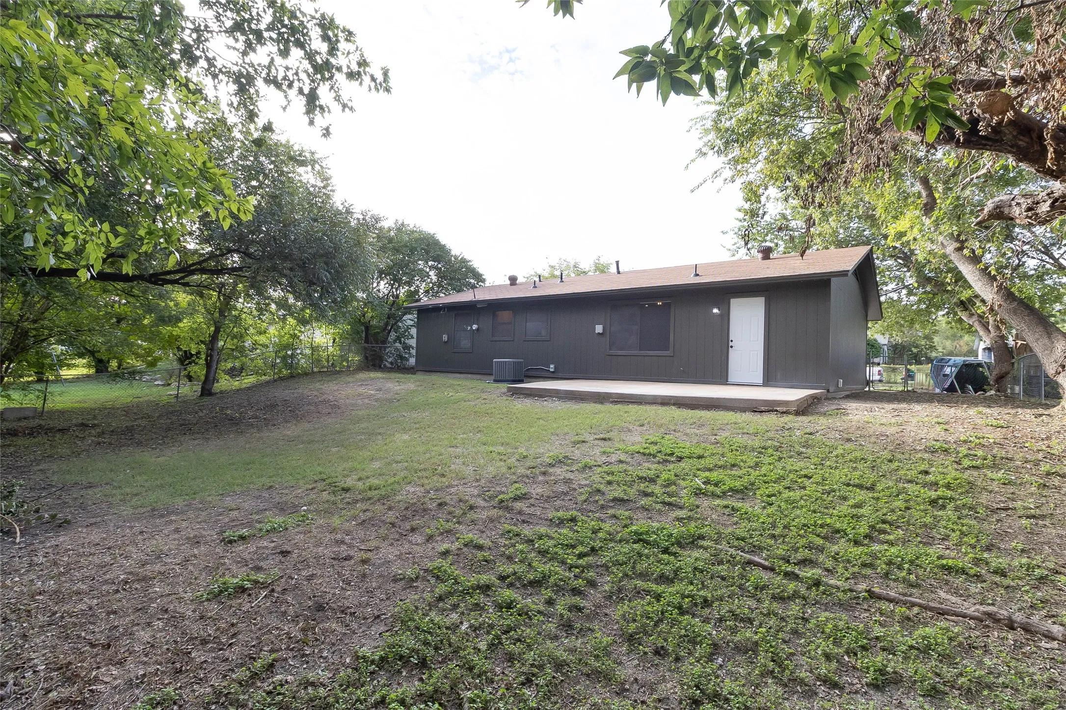 Single Family Residence For Sale in Coryell County , 107 South Drive, Copperas Cove, Texas 76522, 3 Bedroom, 2 Bathroom, 1 Garage spaces, 960 Sqft, built in 1971, mls#21412940, Real Estate Agent in Copperas Cove, Homes For Sale in Coryell county, Homes For Sale in Copperas Cove, Realtor in Copperas Cove Texas, Real Estate Brokerage Independent Realty Texas, Luminita Cordes Realtor