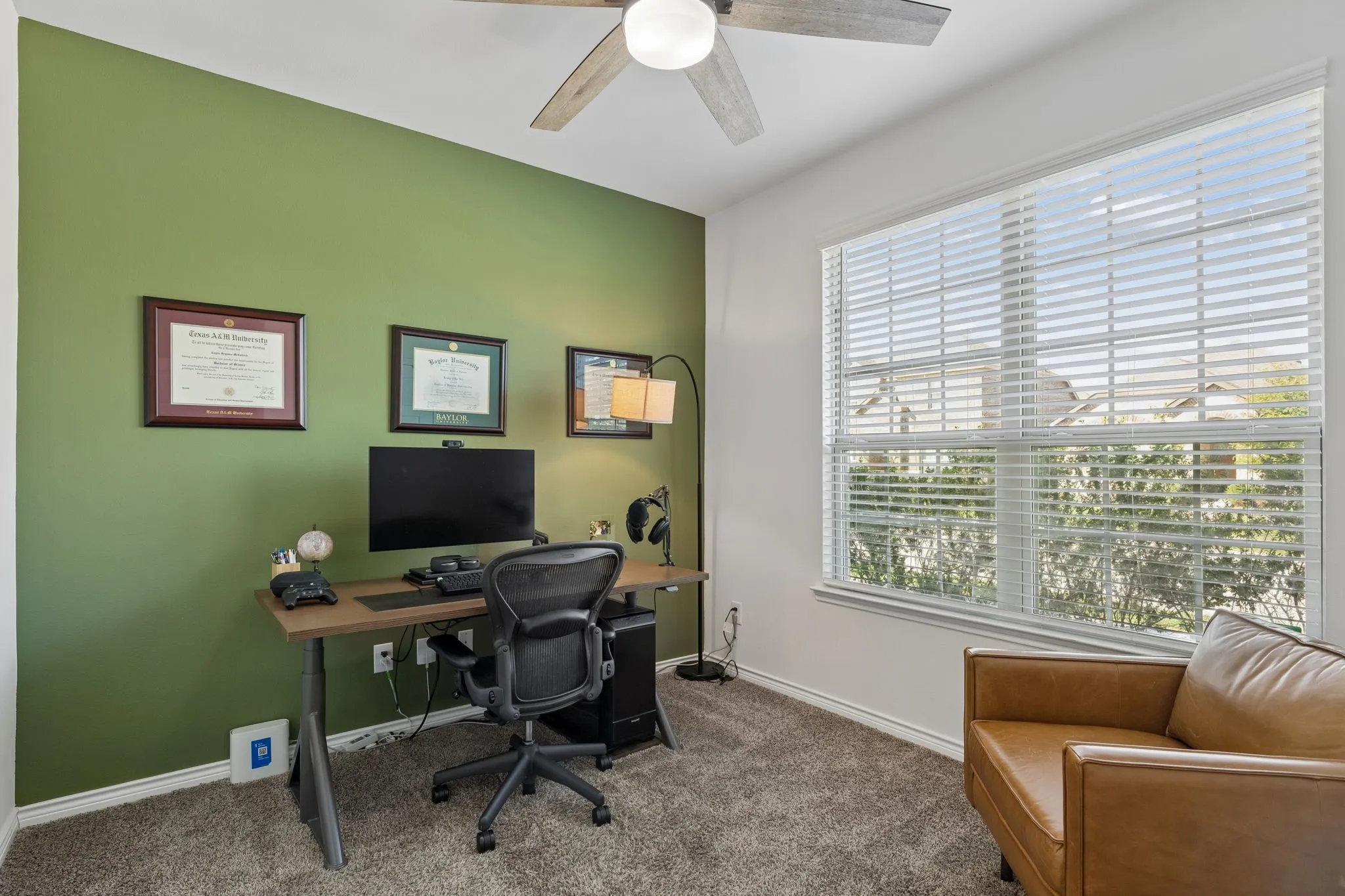 Single Family Residence For Sale in Collin County , 1510 Princeton Drive, Celina, Texas 75009, 3 Bedroom, 2 Bathroom, 2 Garage spaces, 1,602 Sqft, built in 2021, mls#21413030, Real Estate Agent in Celina, Homes For Sale in Collin county, Homes For Sale in Celina, Realtor in Celina Texas, Real Estate Brokerage Independent Realty Texas, Luminita Cordes Realtor