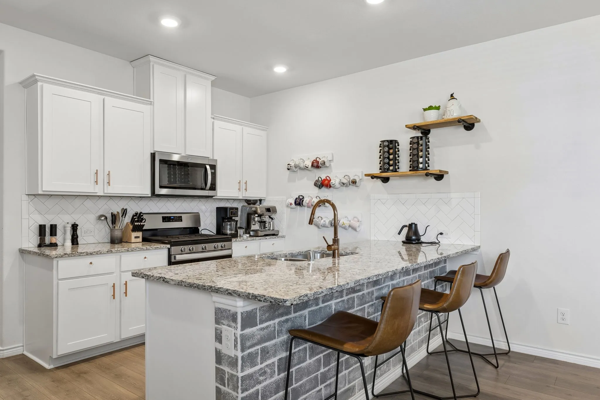 Single Family Residence For Sale in Collin County , 1510 Princeton Drive, Celina, Texas 75009, 3 Bedroom, 2 Bathroom, 2 Garage spaces, 1,602 Sqft, built in 2021, mls#21413030, Real Estate Agent in Celina, Homes For Sale in Collin county, Homes For Sale in Celina, Realtor in Celina Texas, Real Estate Brokerage Independent Realty Texas, Luminita Cordes Realtor
