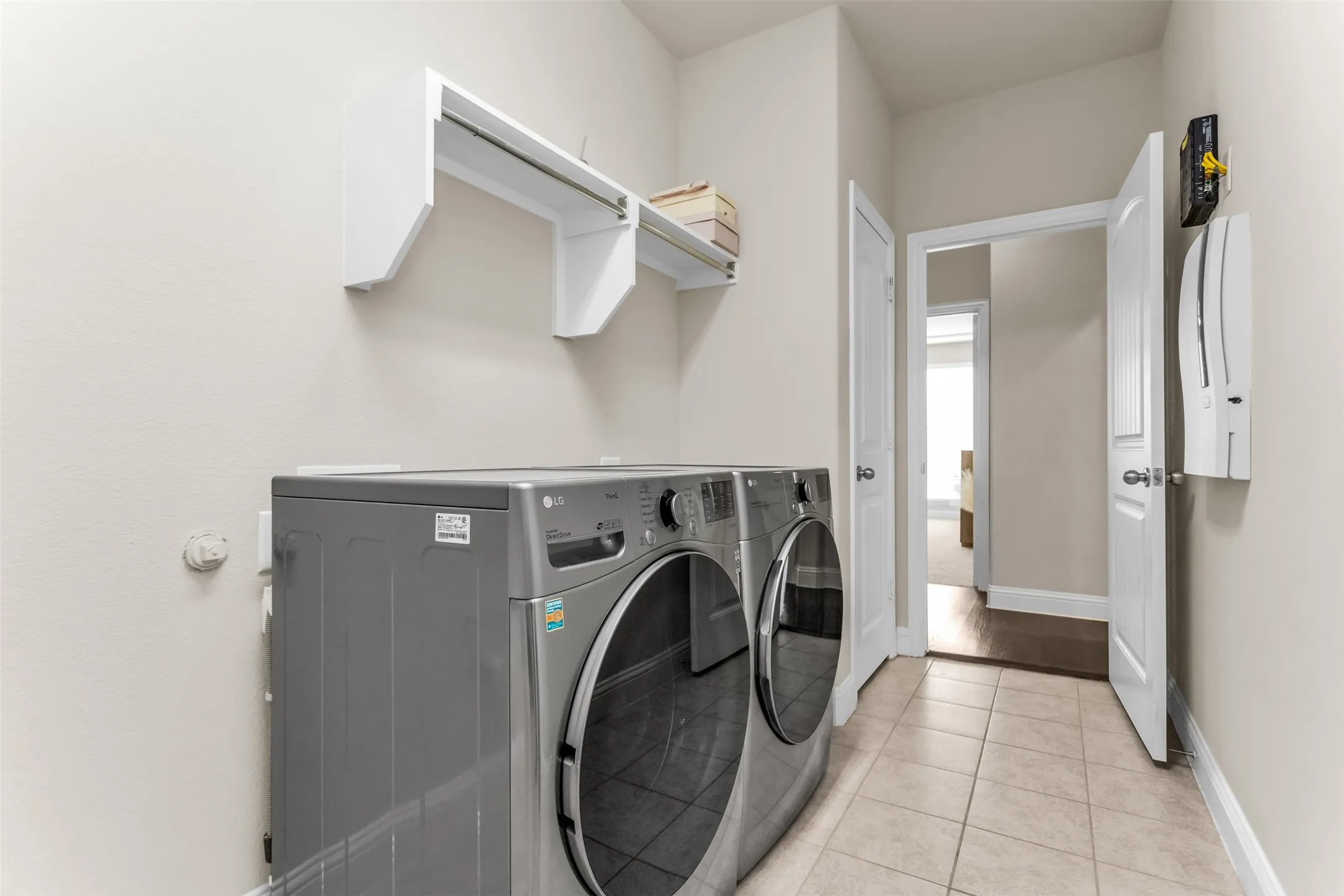 Single Family Residence For Sale in Collin County , 4505 Avenida Lane, Mc Kinney, Texas 75070, 4 Bedroom, 4 Bathroom, 2 Garage spaces, 3,423 Sqft, built in 2015, mls#21408984, Real Estate Agent in Mc Kinney, Homes For Sale in Collin county, Homes For Sale in Mc Kinney, Realtor in Mc Kinney Texas, Real Estate Brokerage Independent Realty Texas, Luminita Cordes Realtor