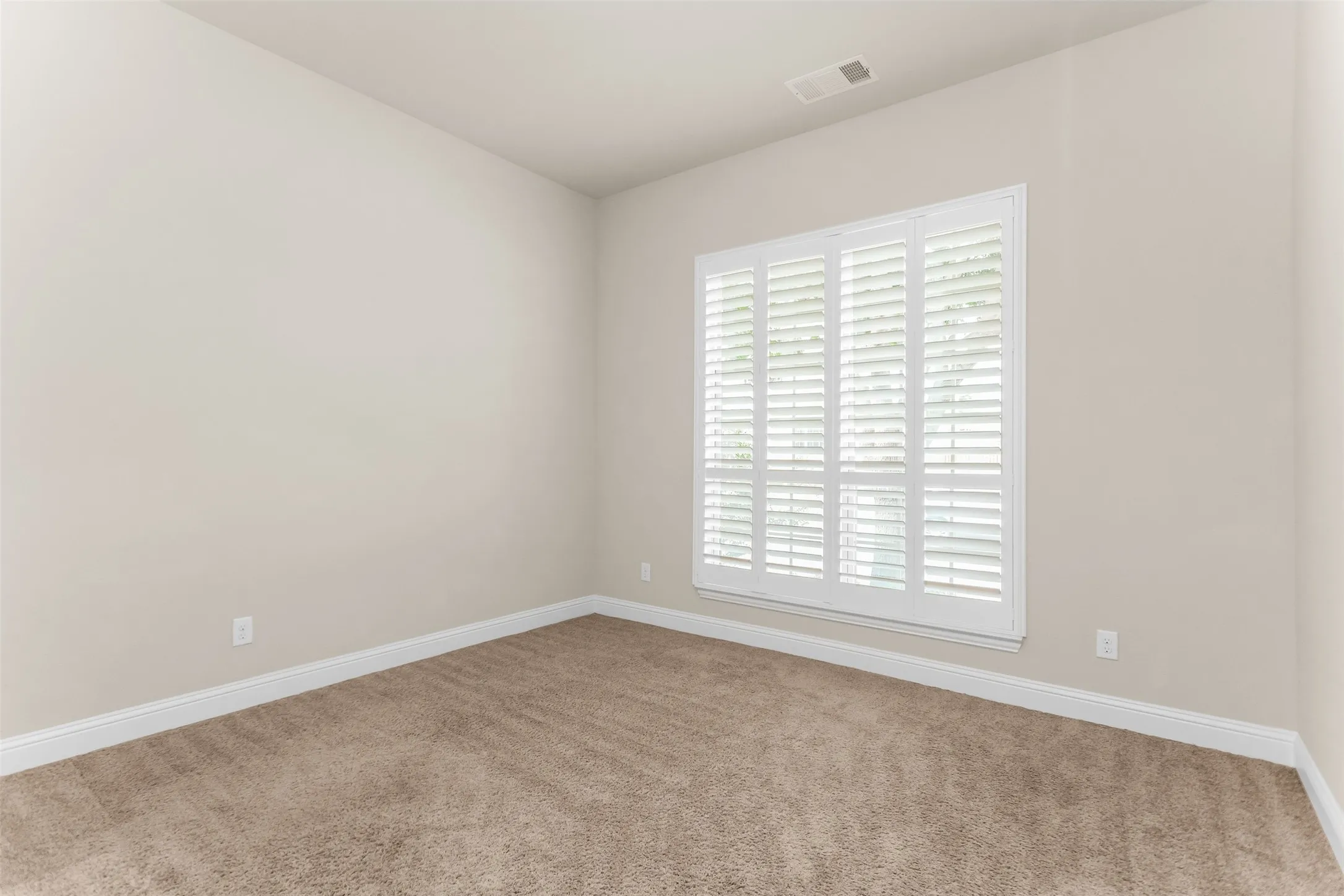 Single Family Residence For Sale in Collin County , 4505 Avenida Lane, Mc Kinney, Texas 75070, 4 Bedroom, 4 Bathroom, 2 Garage spaces, 3,423 Sqft, built in 2015, mls#21408984, Real Estate Agent in Mc Kinney, Homes For Sale in Collin county, Homes For Sale in Mc Kinney, Realtor in Mc Kinney Texas, Real Estate Brokerage Independent Realty Texas, Luminita Cordes Realtor