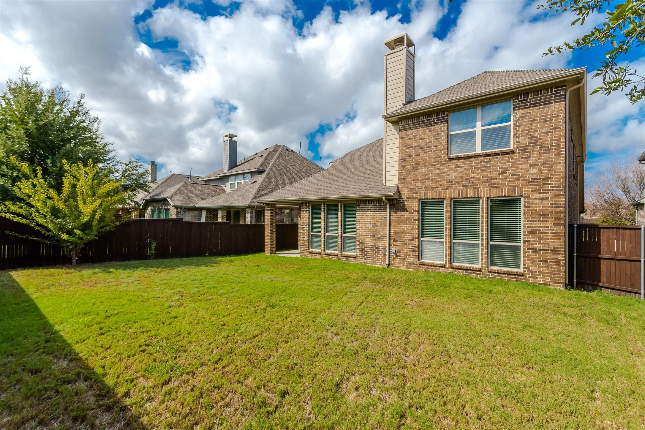 Single Family Residence For Sale in Collin County , 4505 Avenida Lane, Mc Kinney, Texas 75070, 4 Bedroom, 4 Bathroom, 2 Garage spaces, 3,423 Sqft, built in 2015, mls#21408984, Real Estate Agent in Mc Kinney, Homes For Sale in Collin county, Homes For Sale in Mc Kinney, Realtor in Mc Kinney Texas, Real Estate Brokerage Independent Realty Texas, Luminita Cordes Realtor